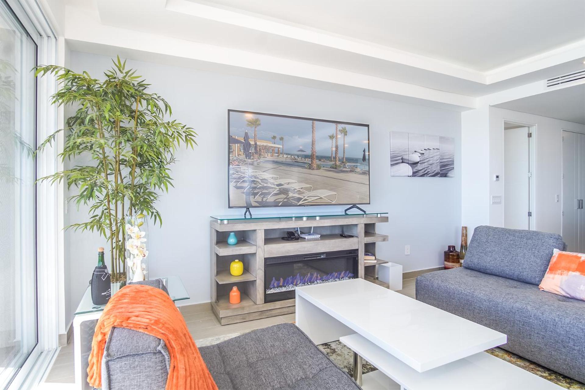 Sublime 3 bedroom condo Encantame Towers Verano 801