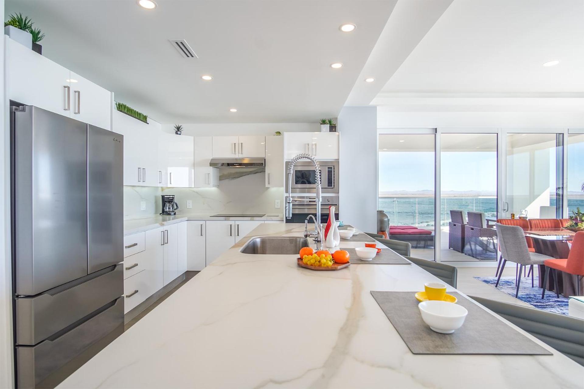 Sublime 3 bedroom condo Encantame Towers Verano 801