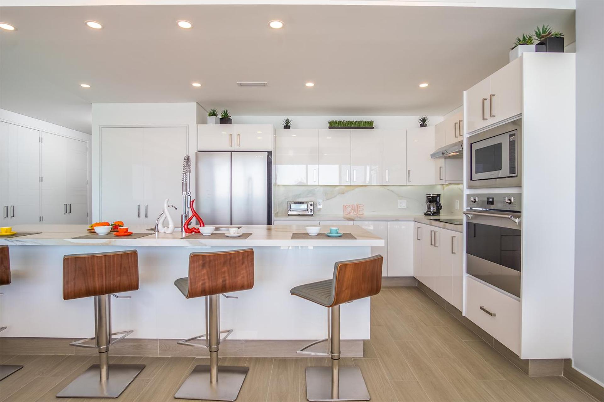 Sublime 3 bedroom condo Encantame Towers Verano 801
