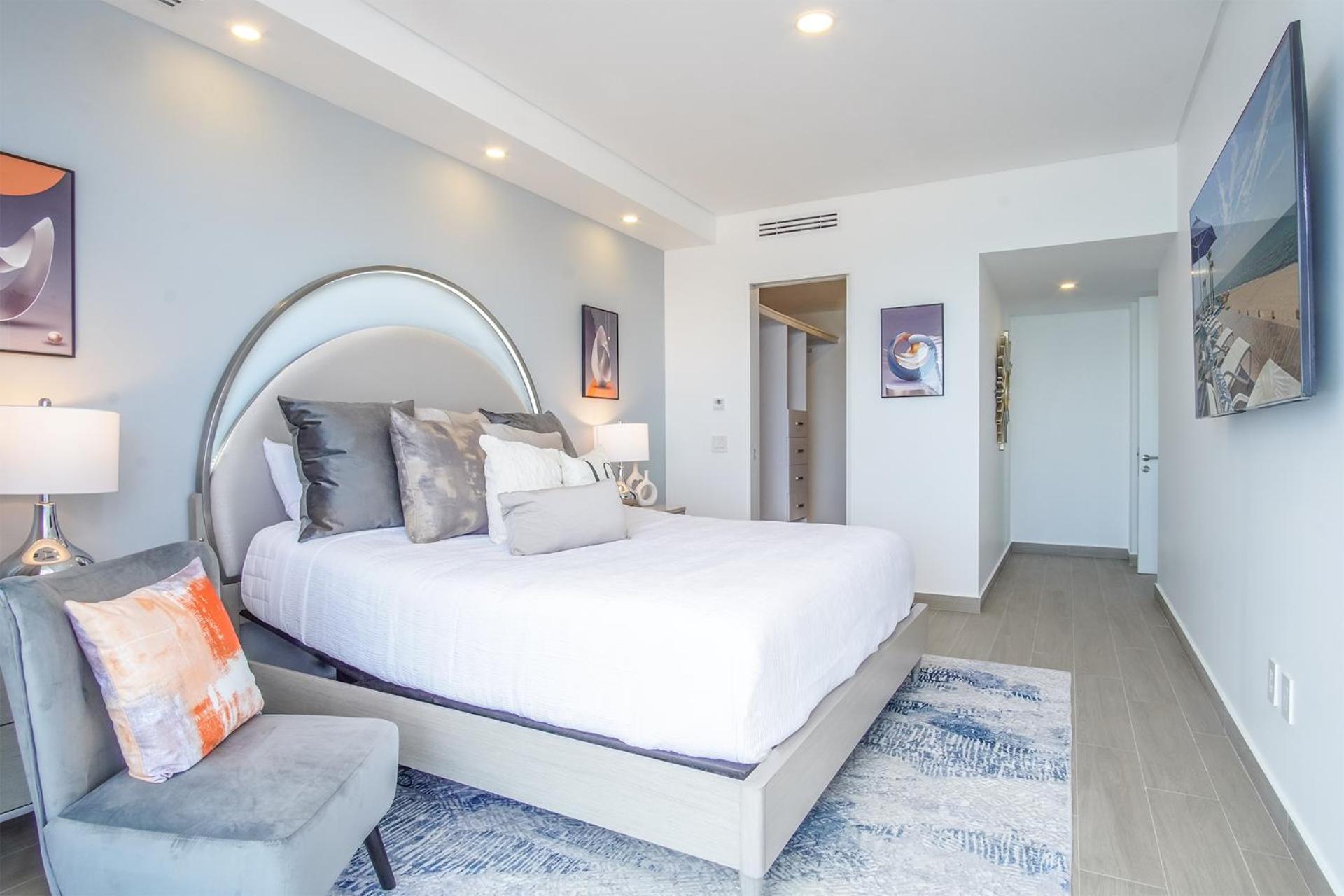 Sublime 3 bedroom condo Encantame Towers Verano 801