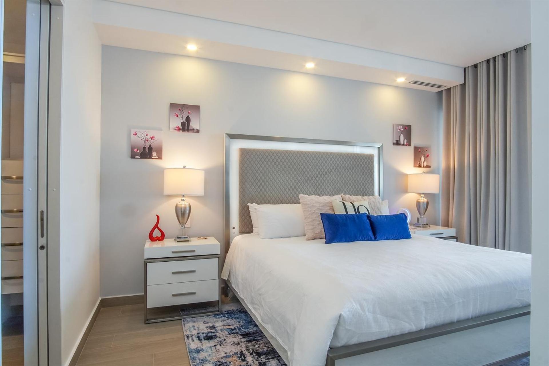 Sublime 3 bedroom condo Encantame Towers Verano 801