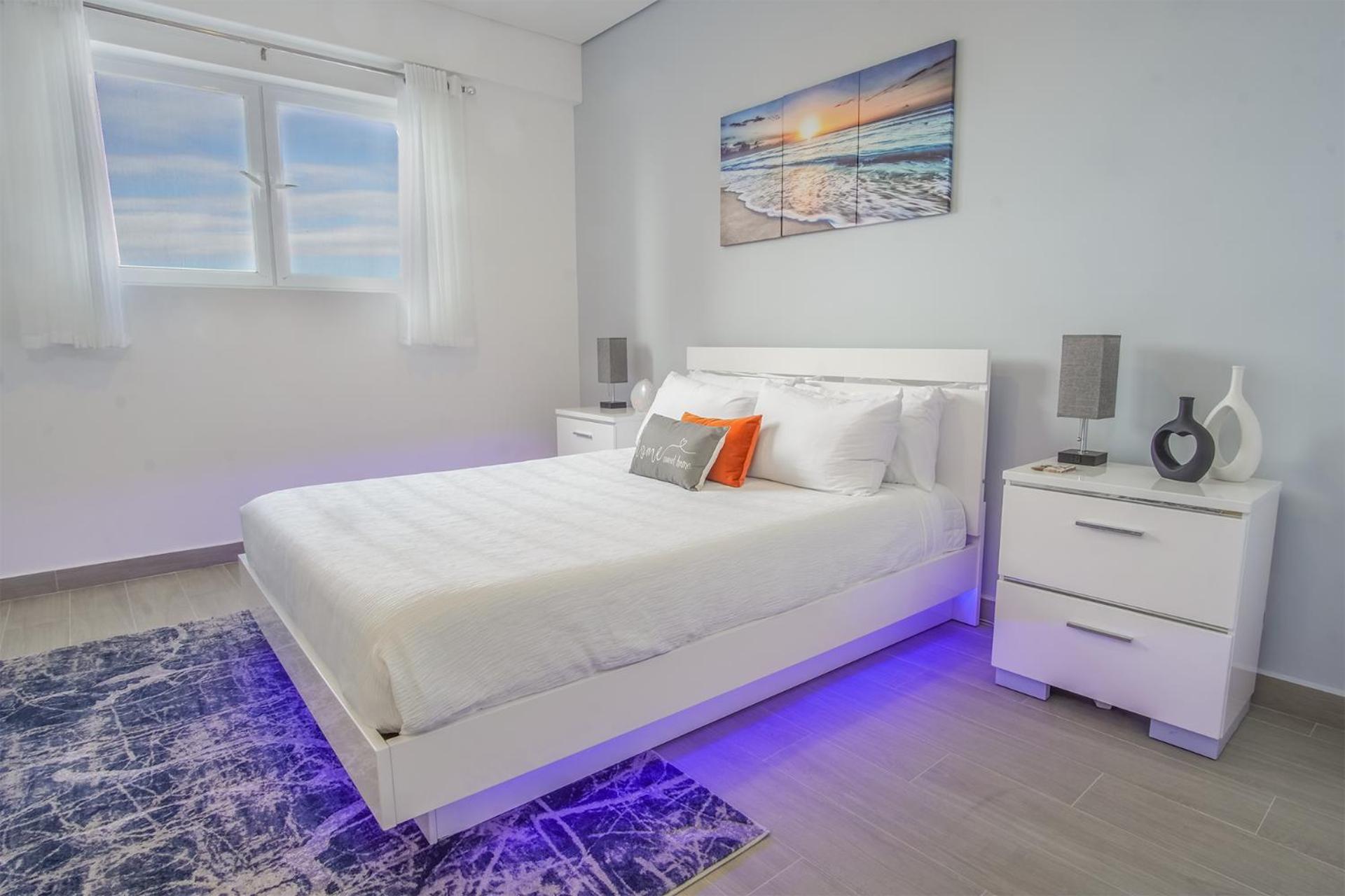 Sublime 3 bedroom condo Encantame Towers Verano 801