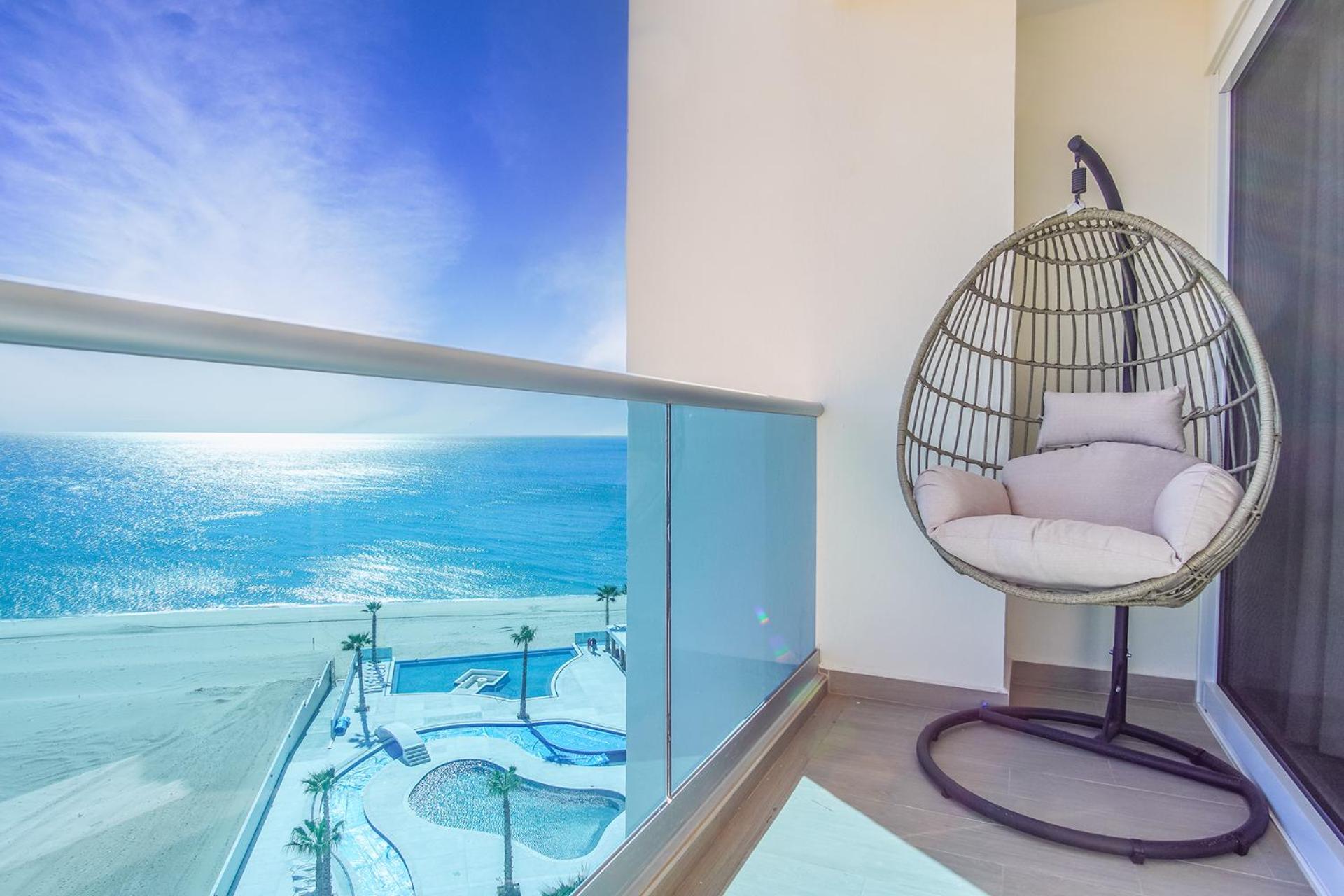 Sublime 3 bedroom condo Encantame Towers Verano 801