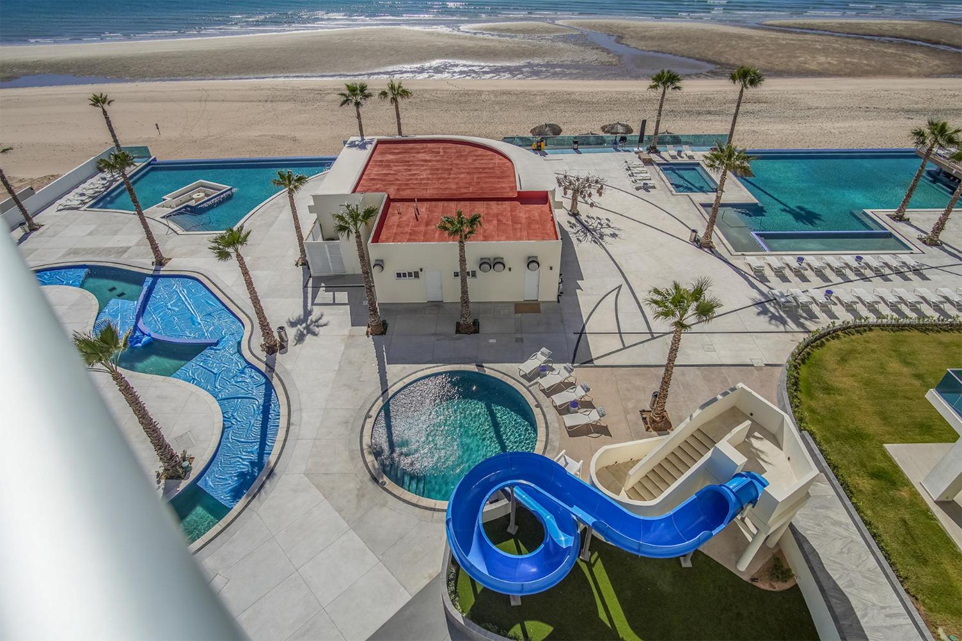 Sublime 3 bedroom condo Encantame Towers Verano 801