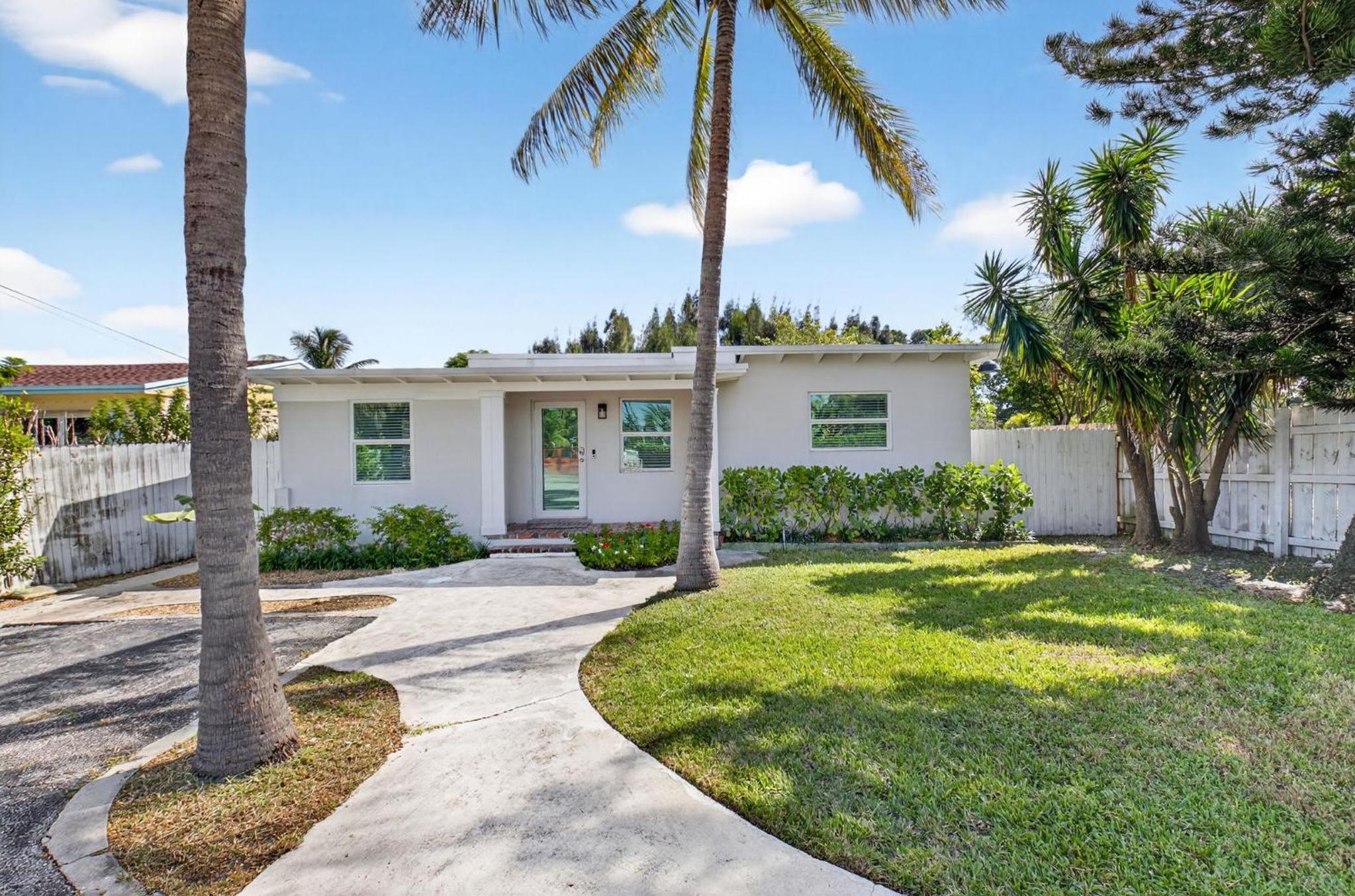 Delray Daydream Home for 8