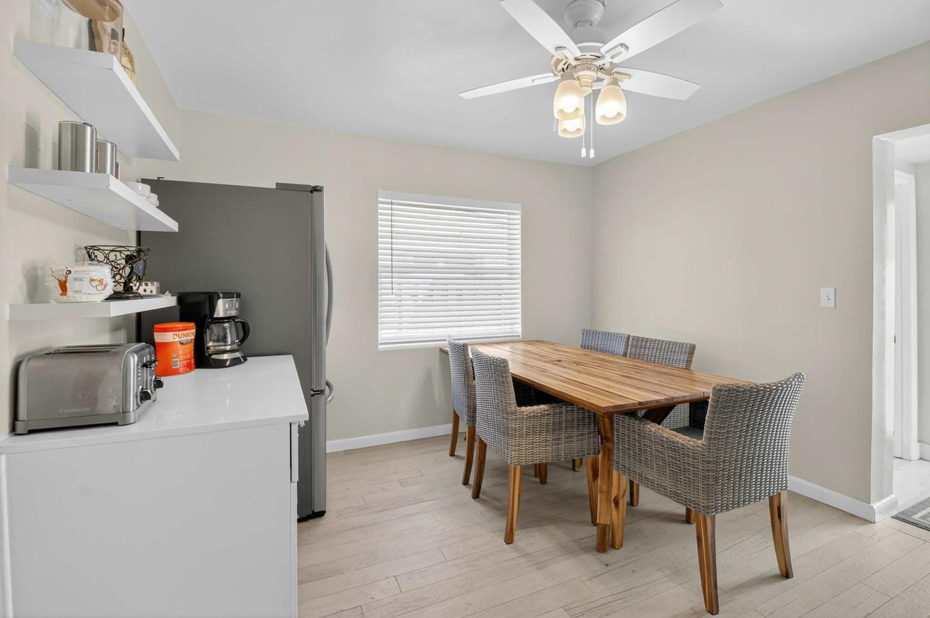 Delray Daydream Home for 8