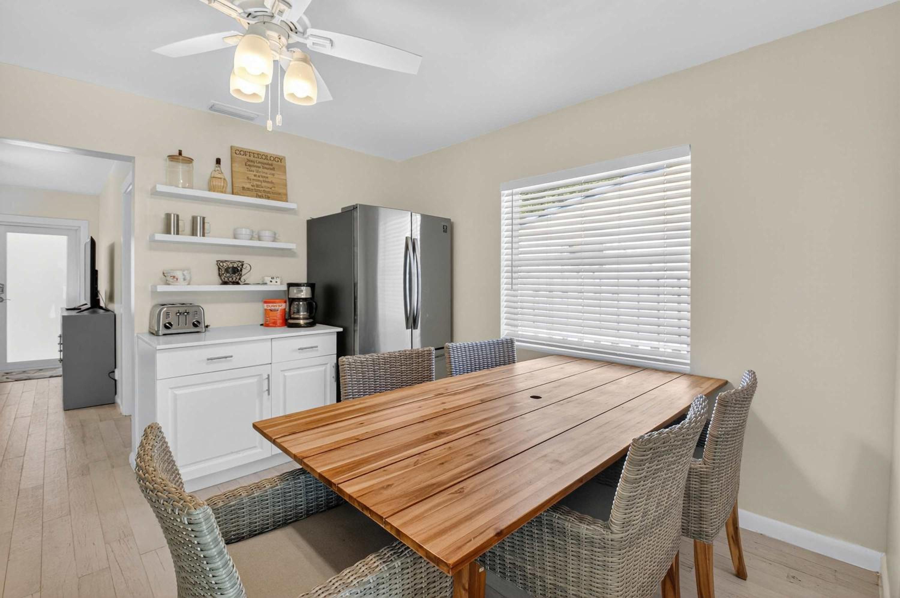 Delray Daydream Home for 8