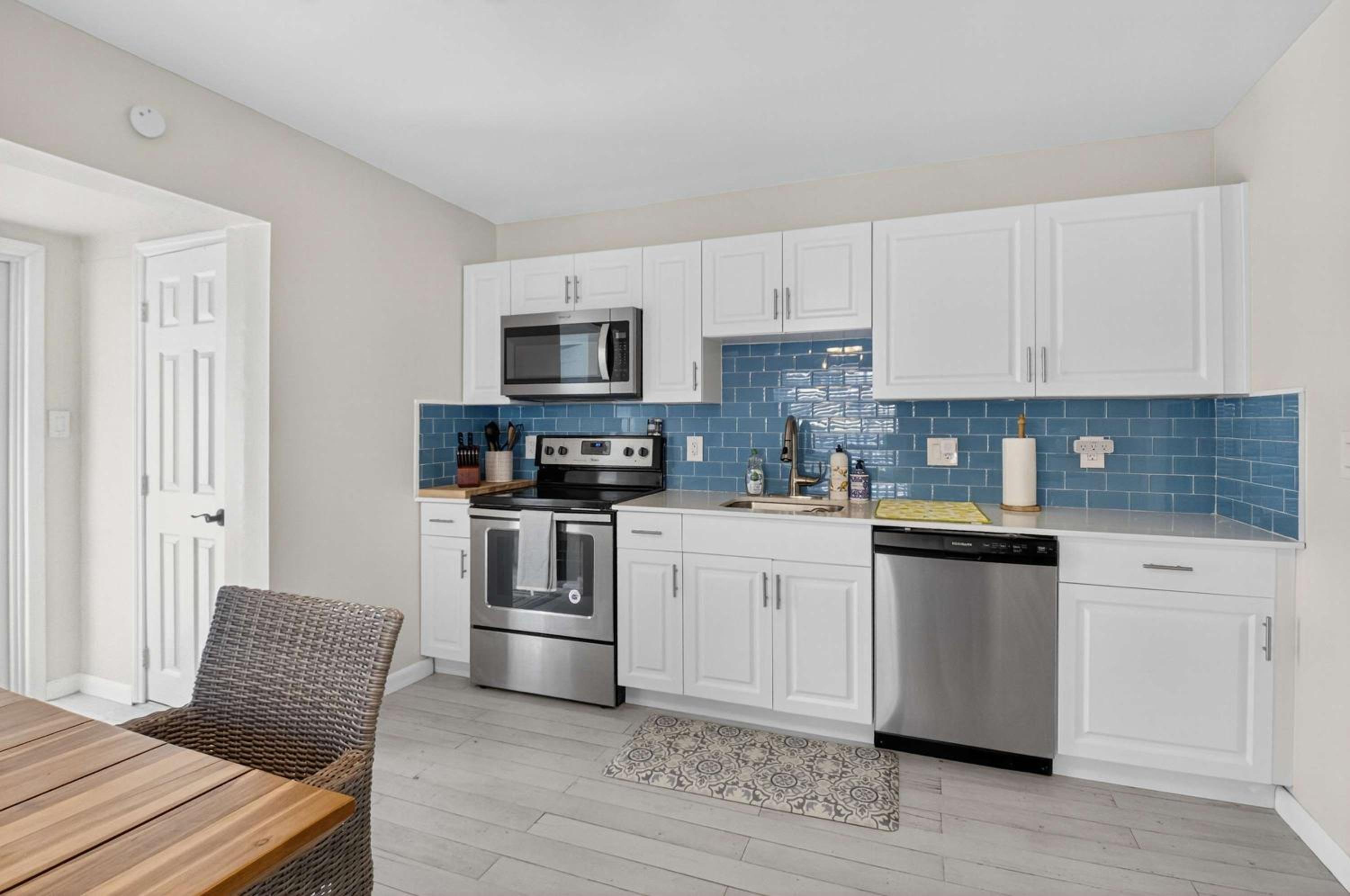 Delray Daydream Home for 8