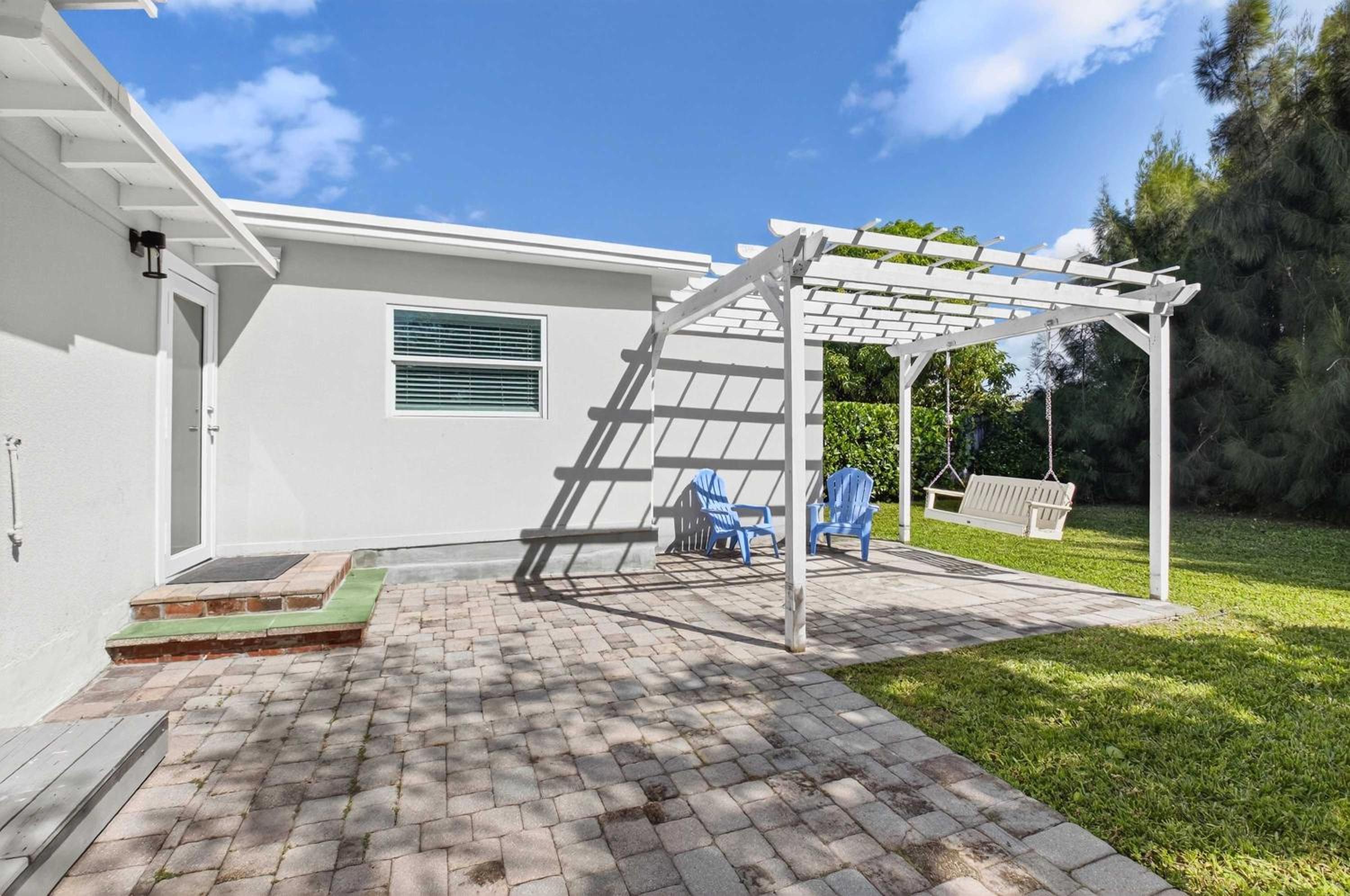 Delray Daydream Home for 8