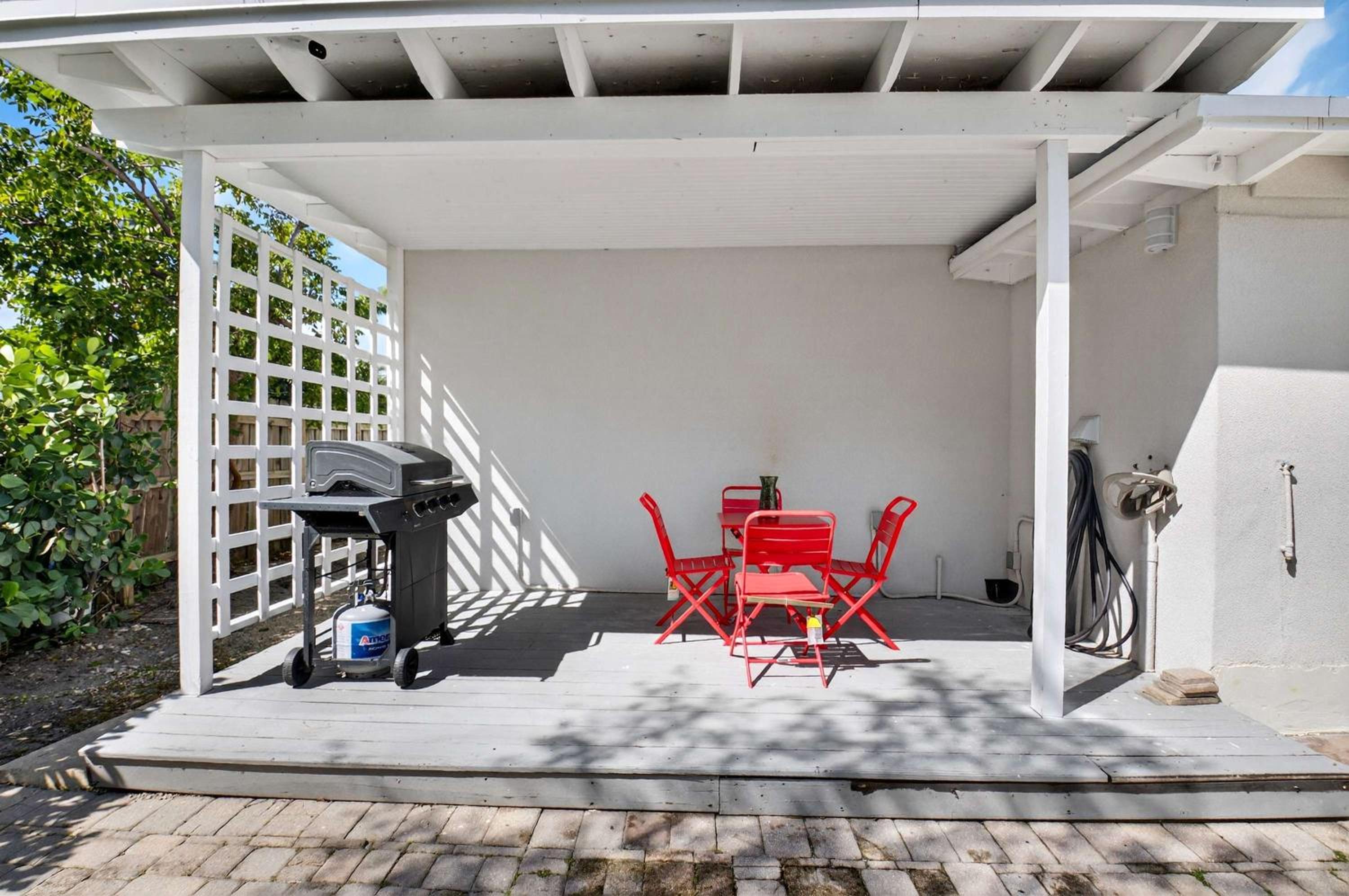 Delray Daydream Home for 8
