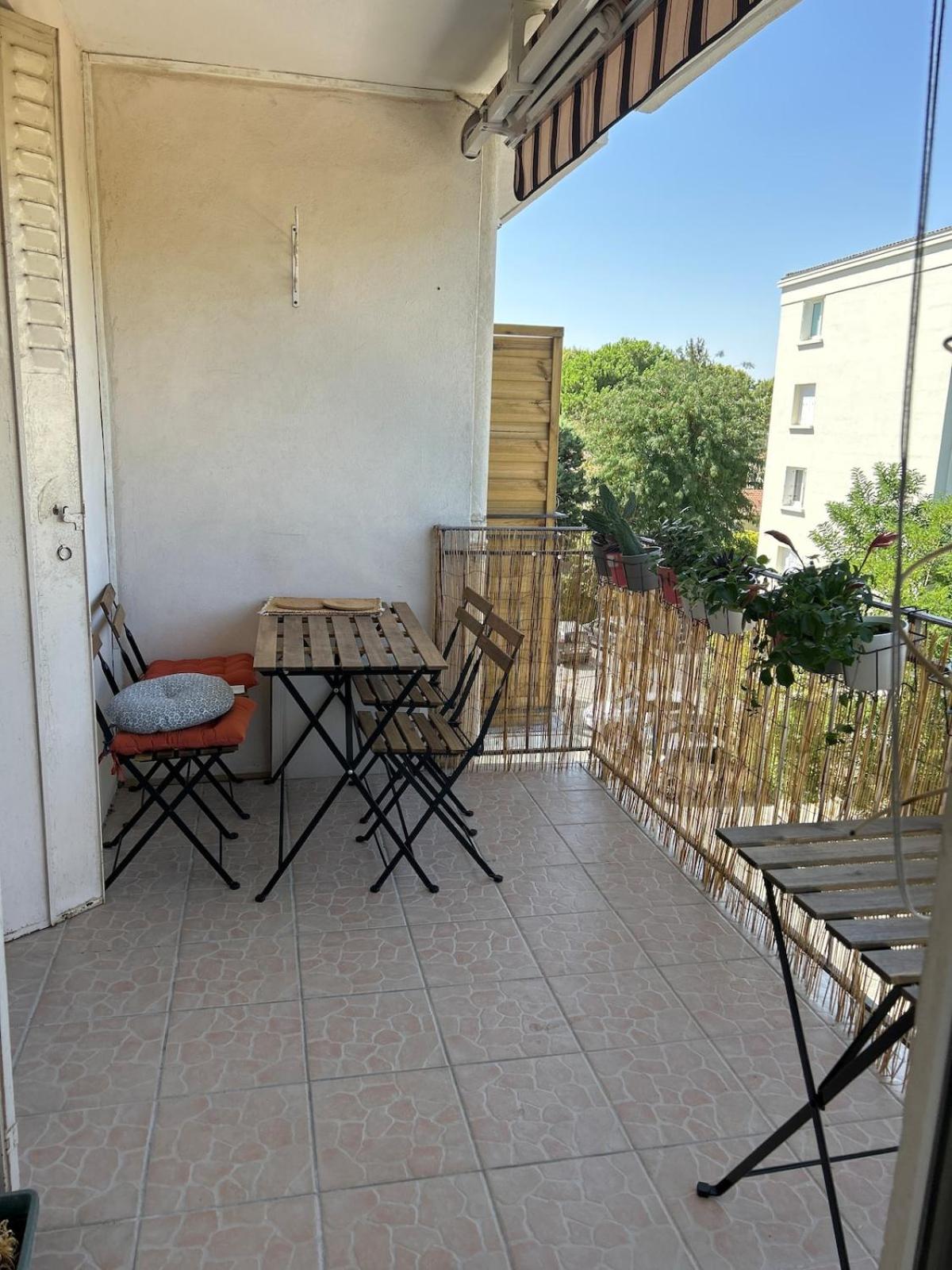 Appt aux Arceaux, Montpellier Centre, balcon, wifi, parking, Netflix