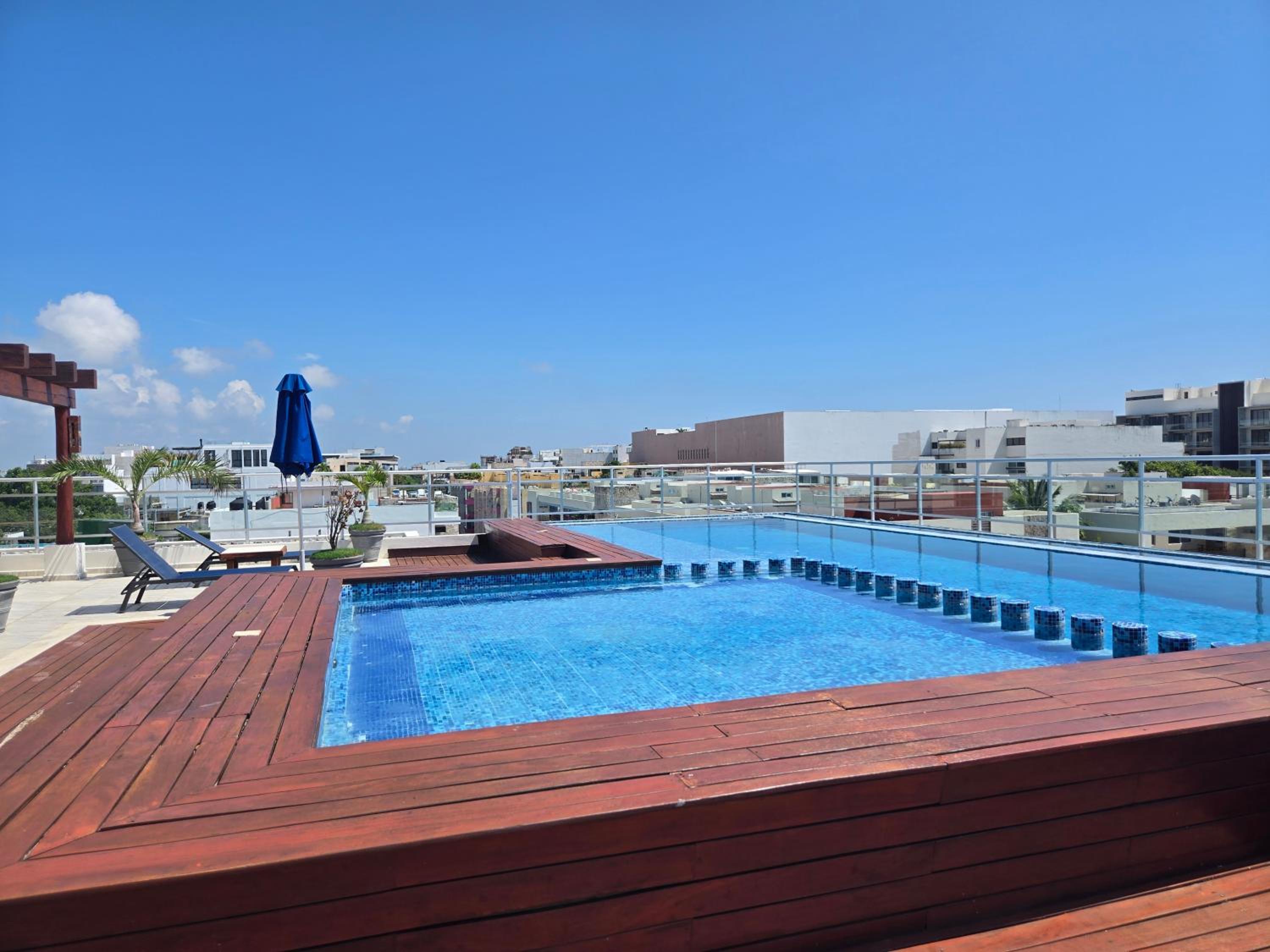 Spacious & Comfortable 2BR Apartment in Playa-Pool-GYM By Yeah
