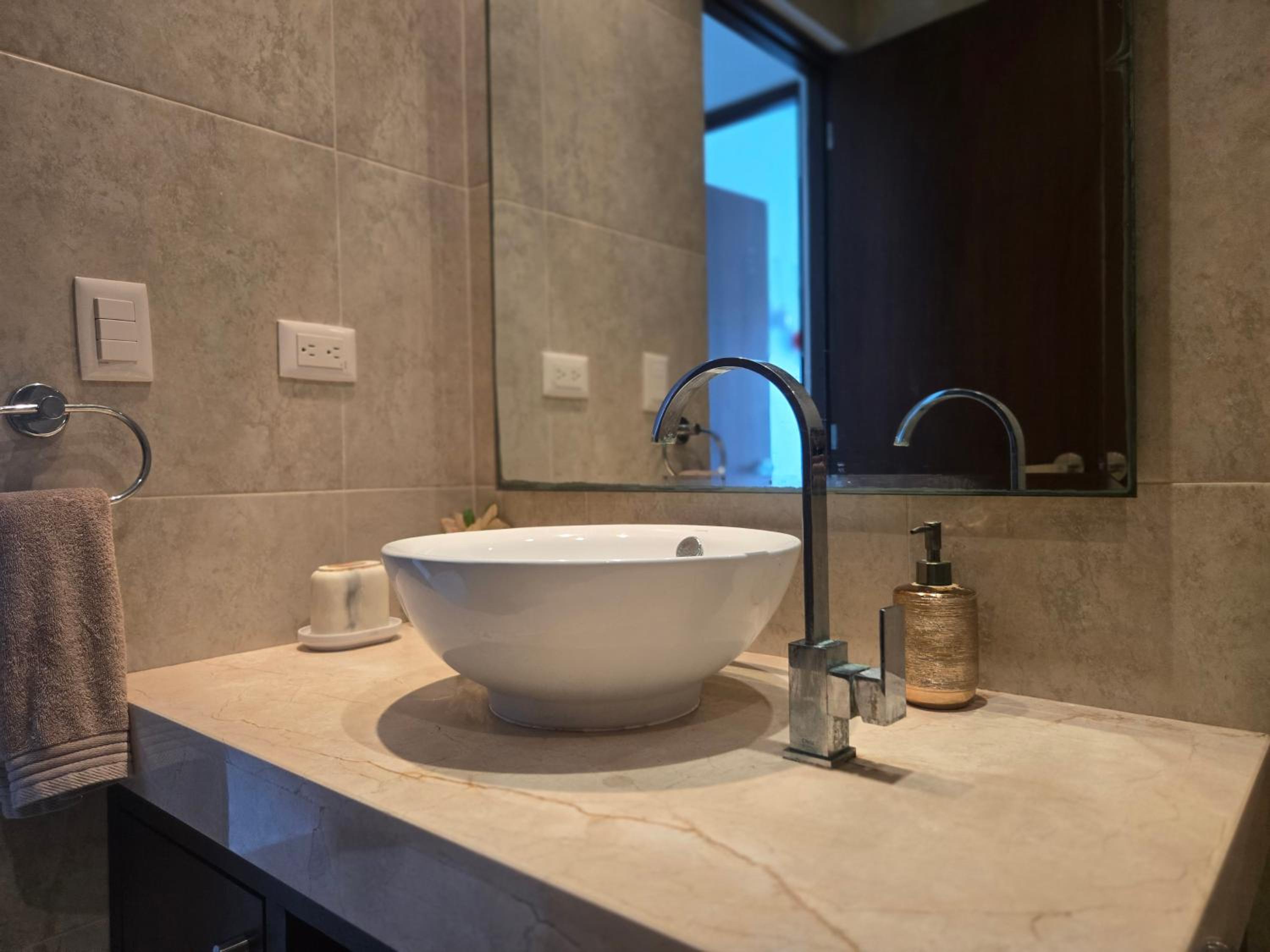 Spacious & Comfortable 2BR Apartment in Playa-Pool-GYM By Yeah