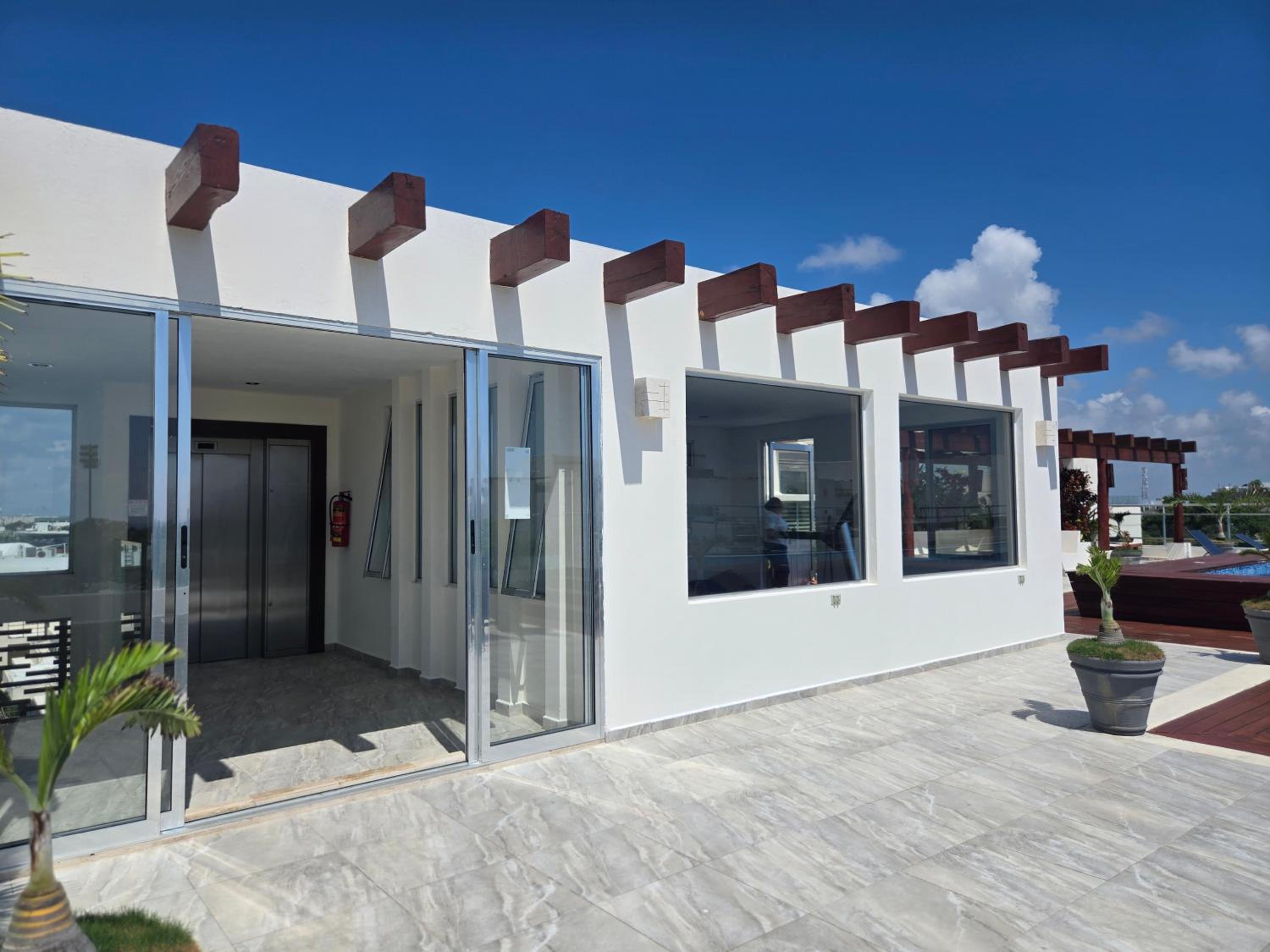 Spacious & Comfortable 2BR Apartment in Playa-Pool-GYM By Yeah