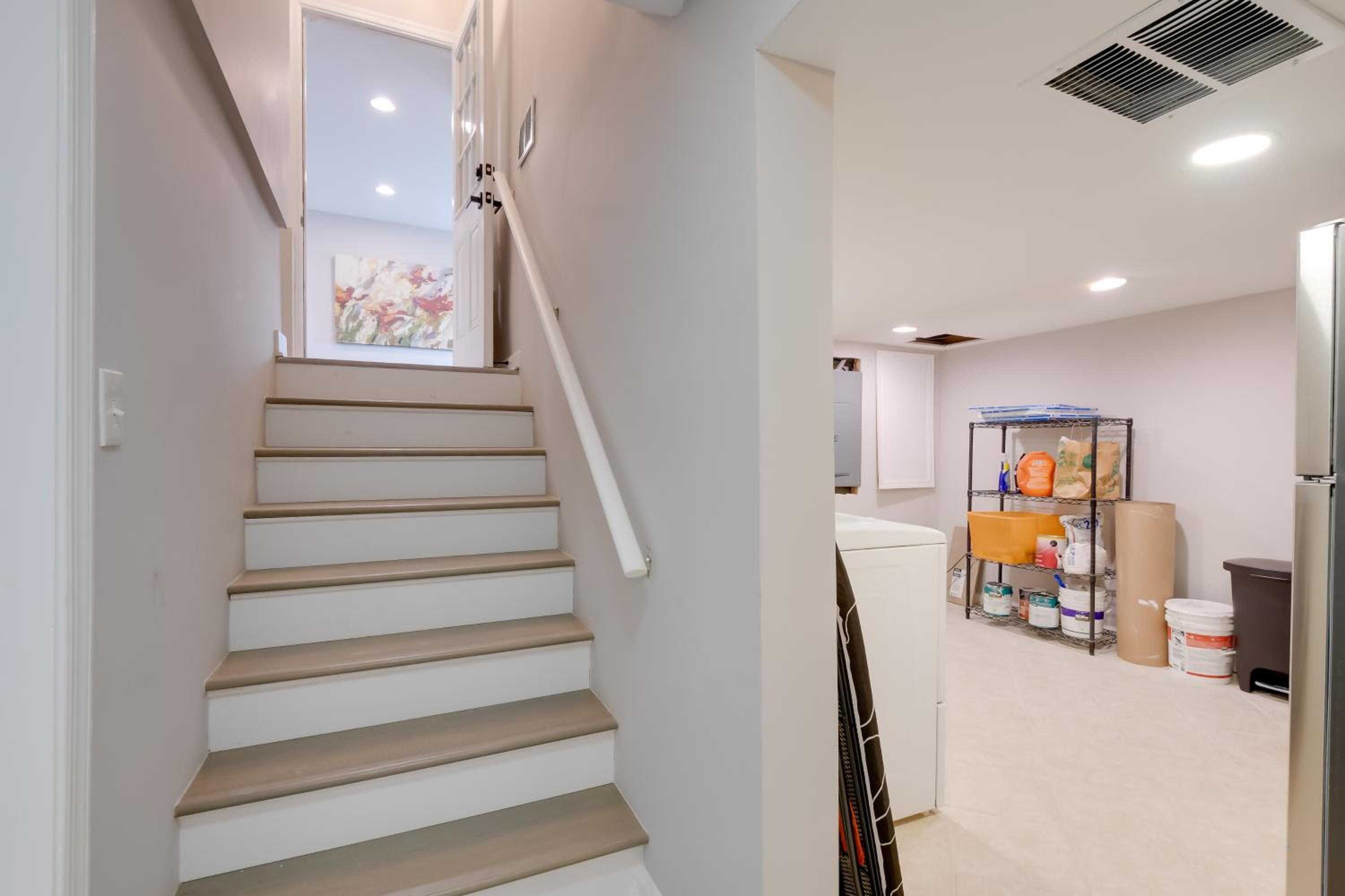 2 Mi to Historic Occoquan District Modern Duplex