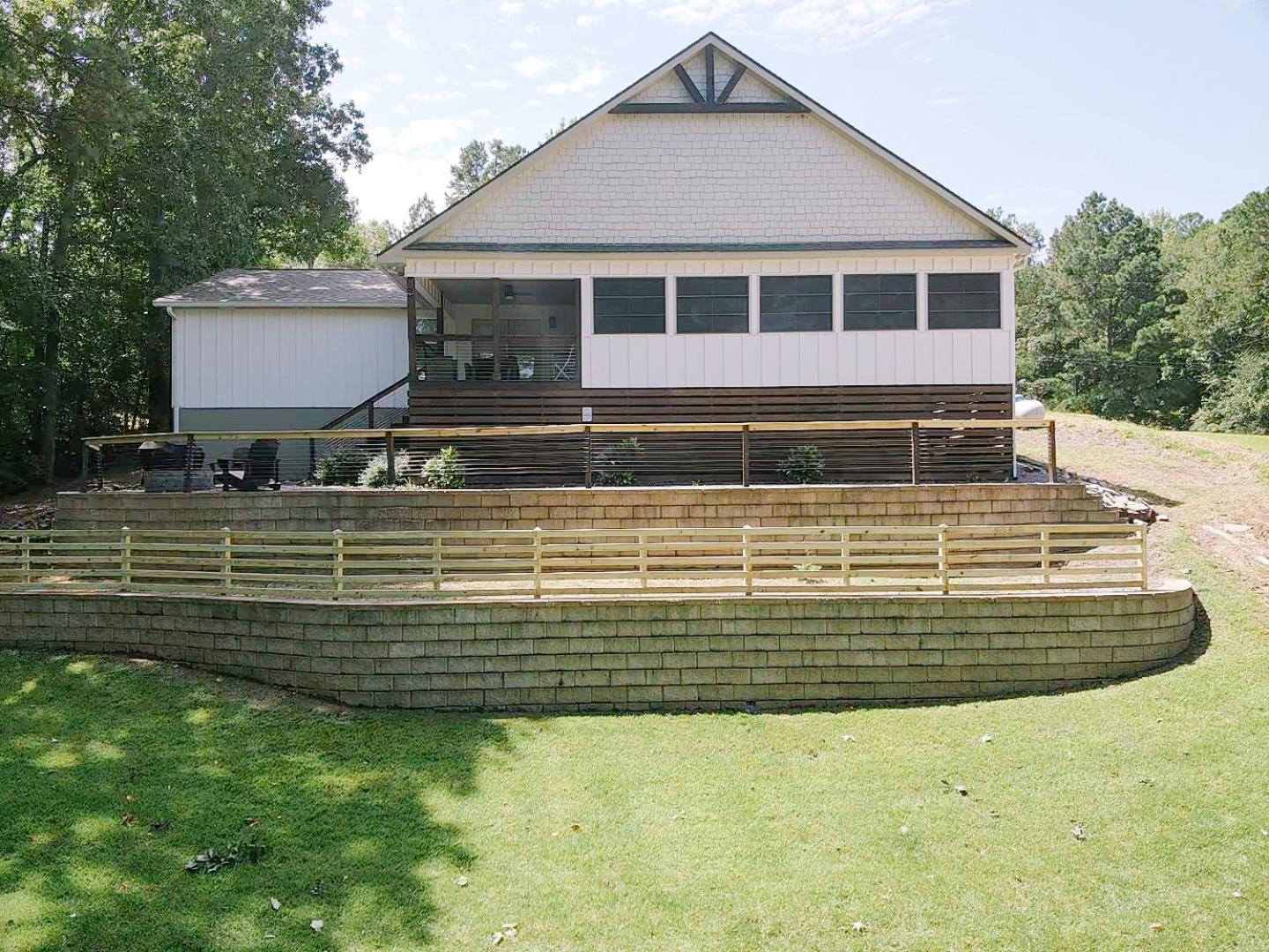 Lakeside Lodge on Bluegill- Arcade, Dock, FirePit