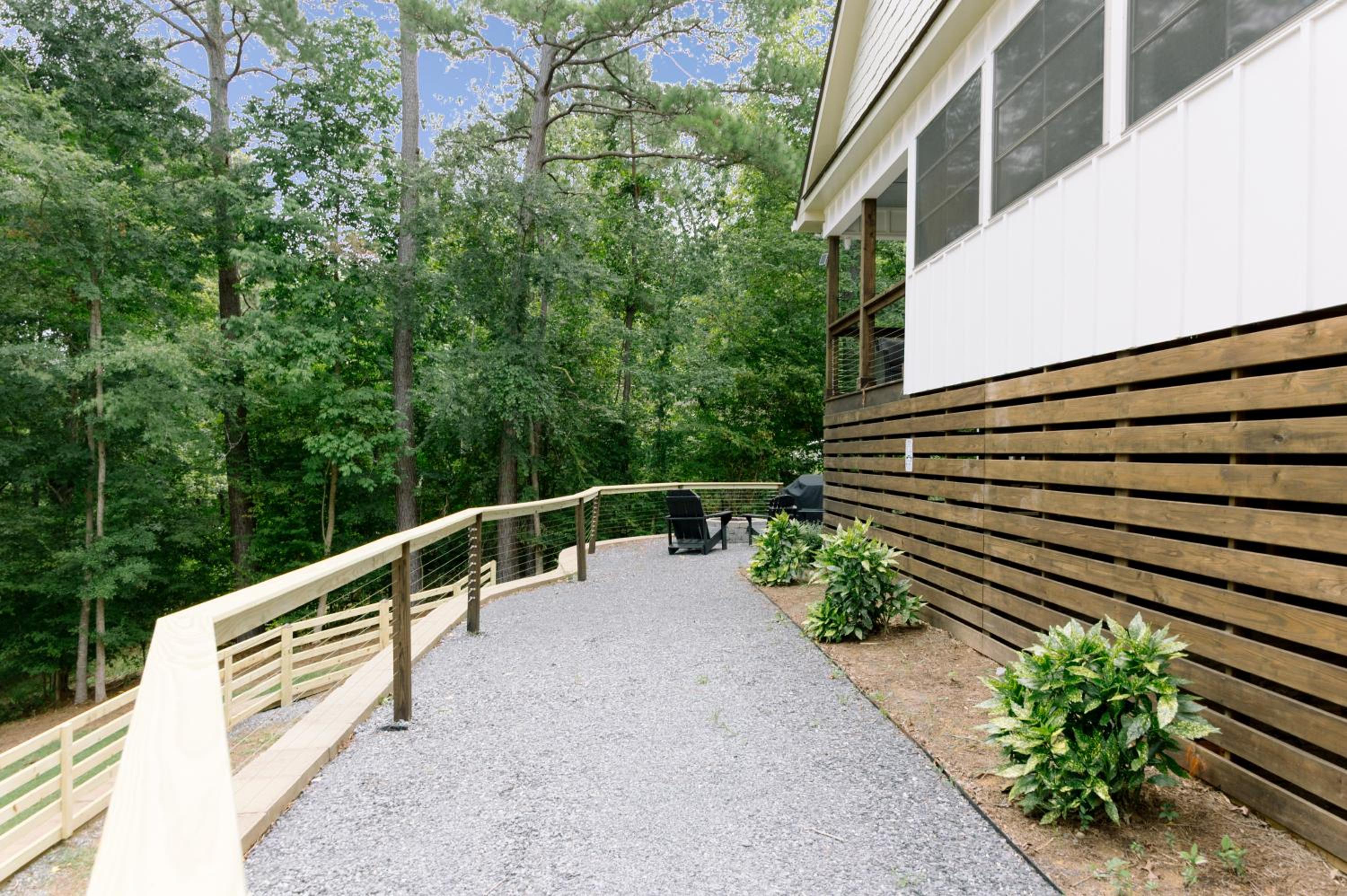 Lakeside Lodge on Bluegill- Arcade, Dock, FirePit