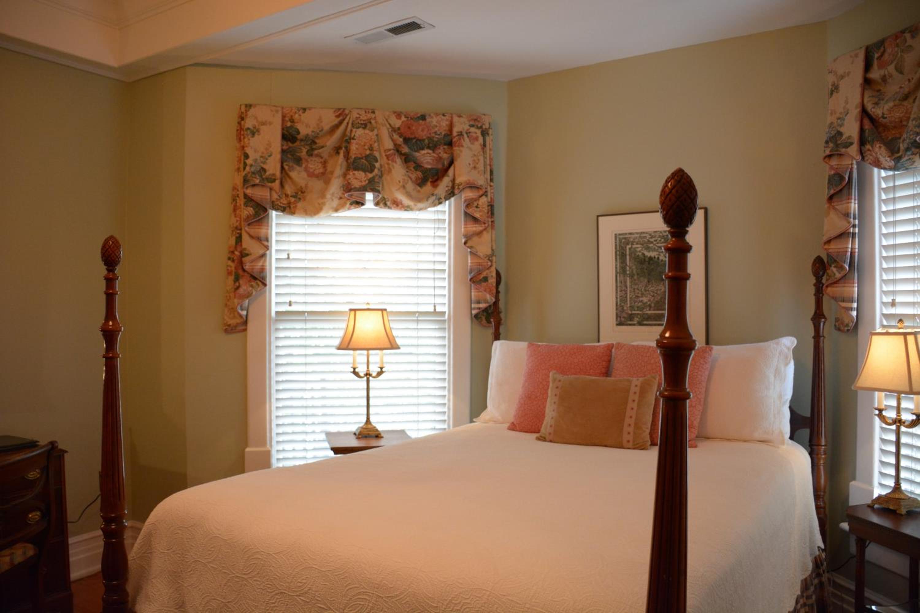 Bluff View Inn