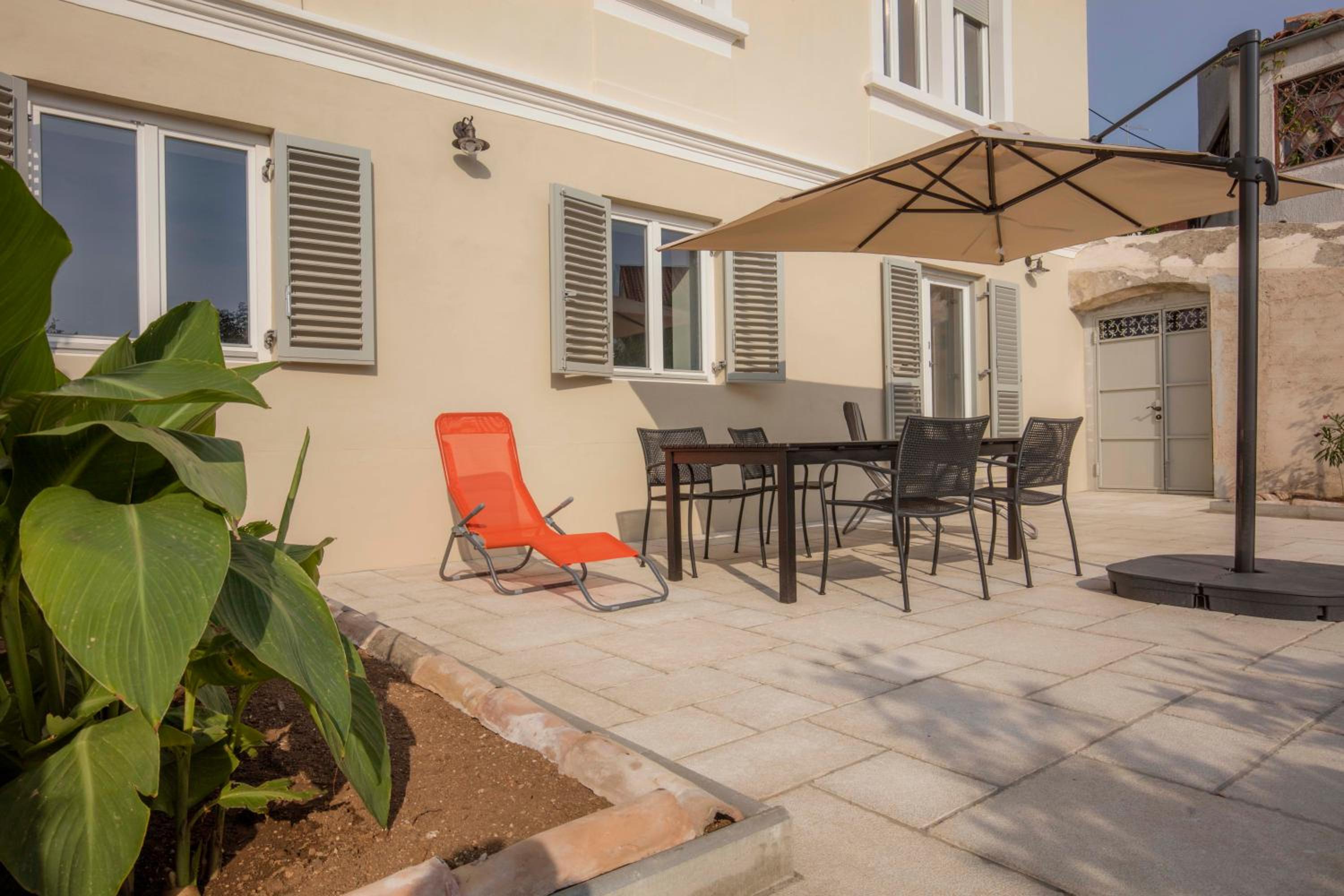 Apartments Villa Adrienne view 2