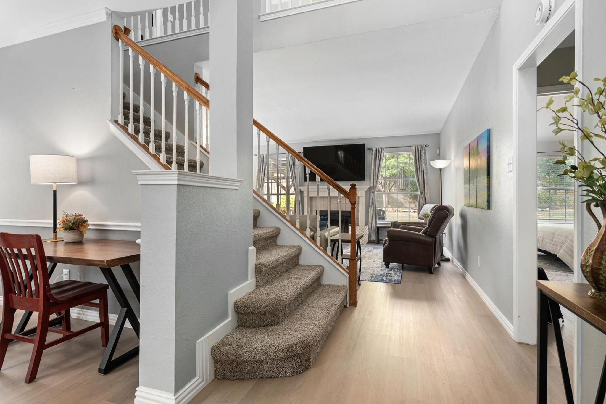 Spacious 4BR home for 12, Family & Friends DFW World Cup Concerts Sports Rodeos