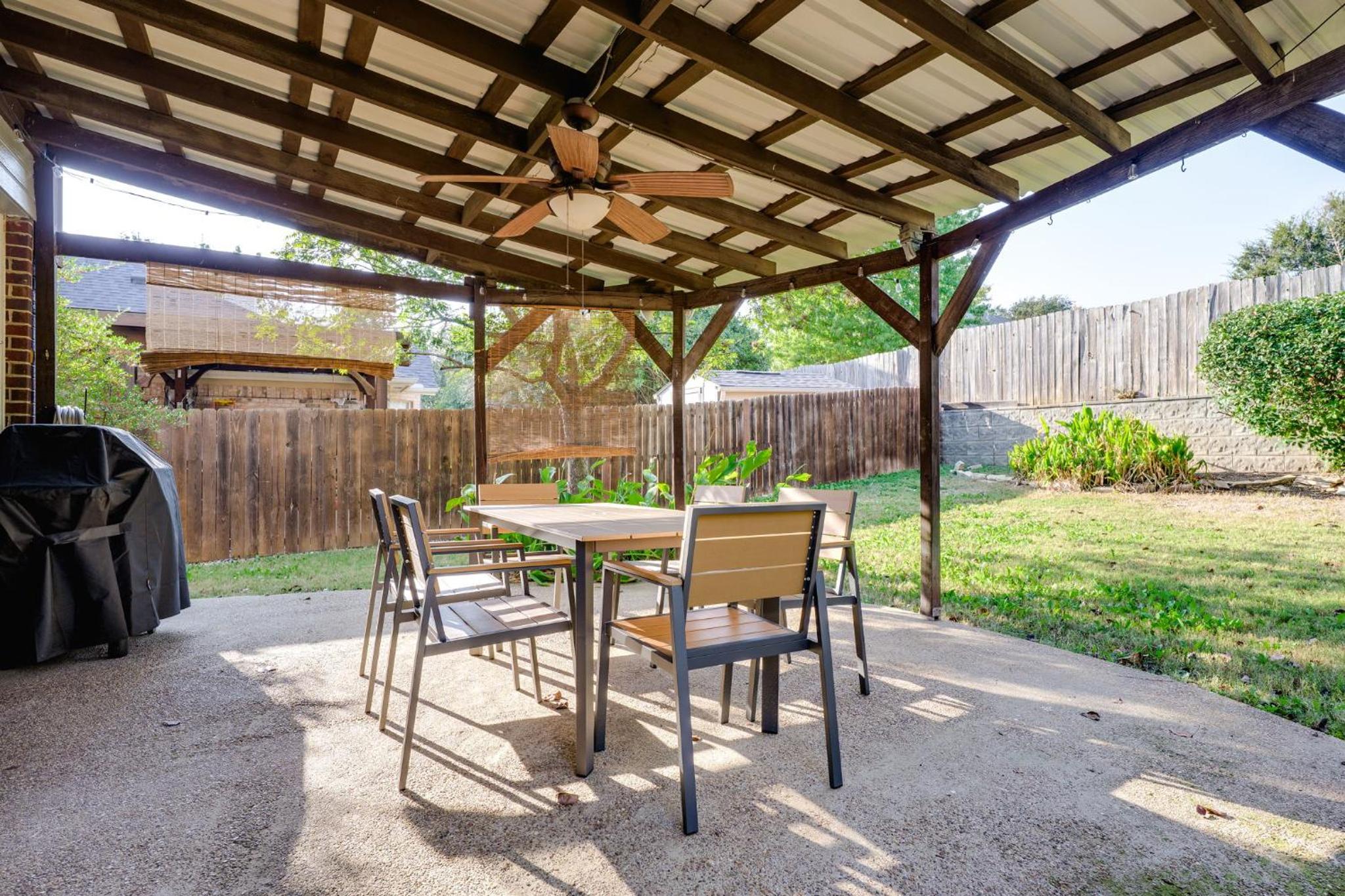 Spacious 4BR home for 12, Family & Friends DFW World Cup Concerts Sports Rodeos