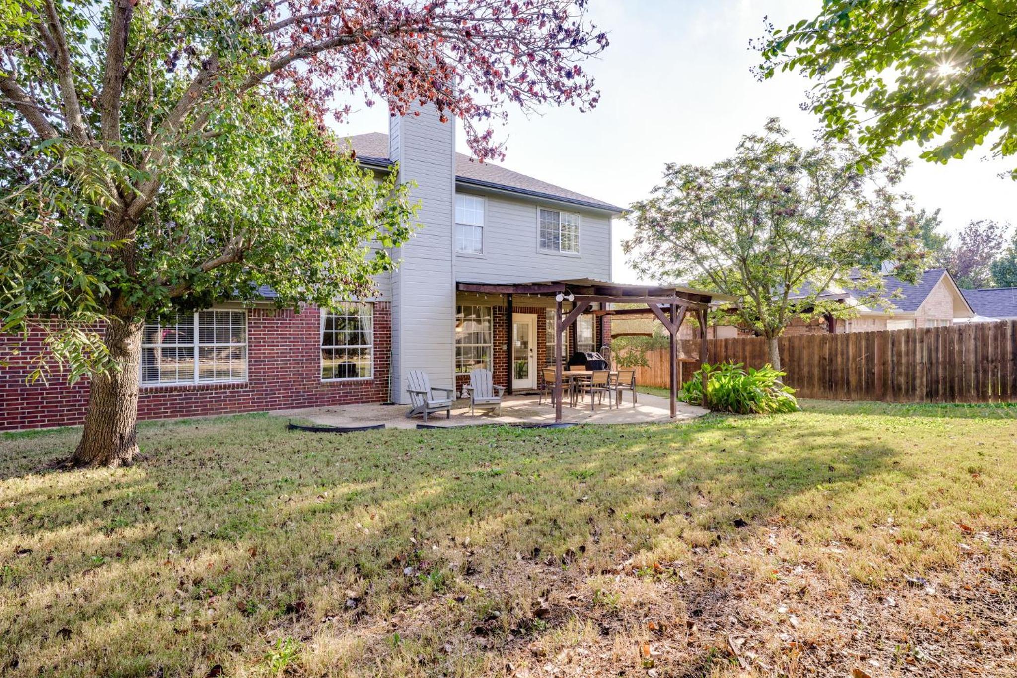 Spacious 4BR home for 12, Family & Friends DFW World Cup Concerts Sports Rodeos