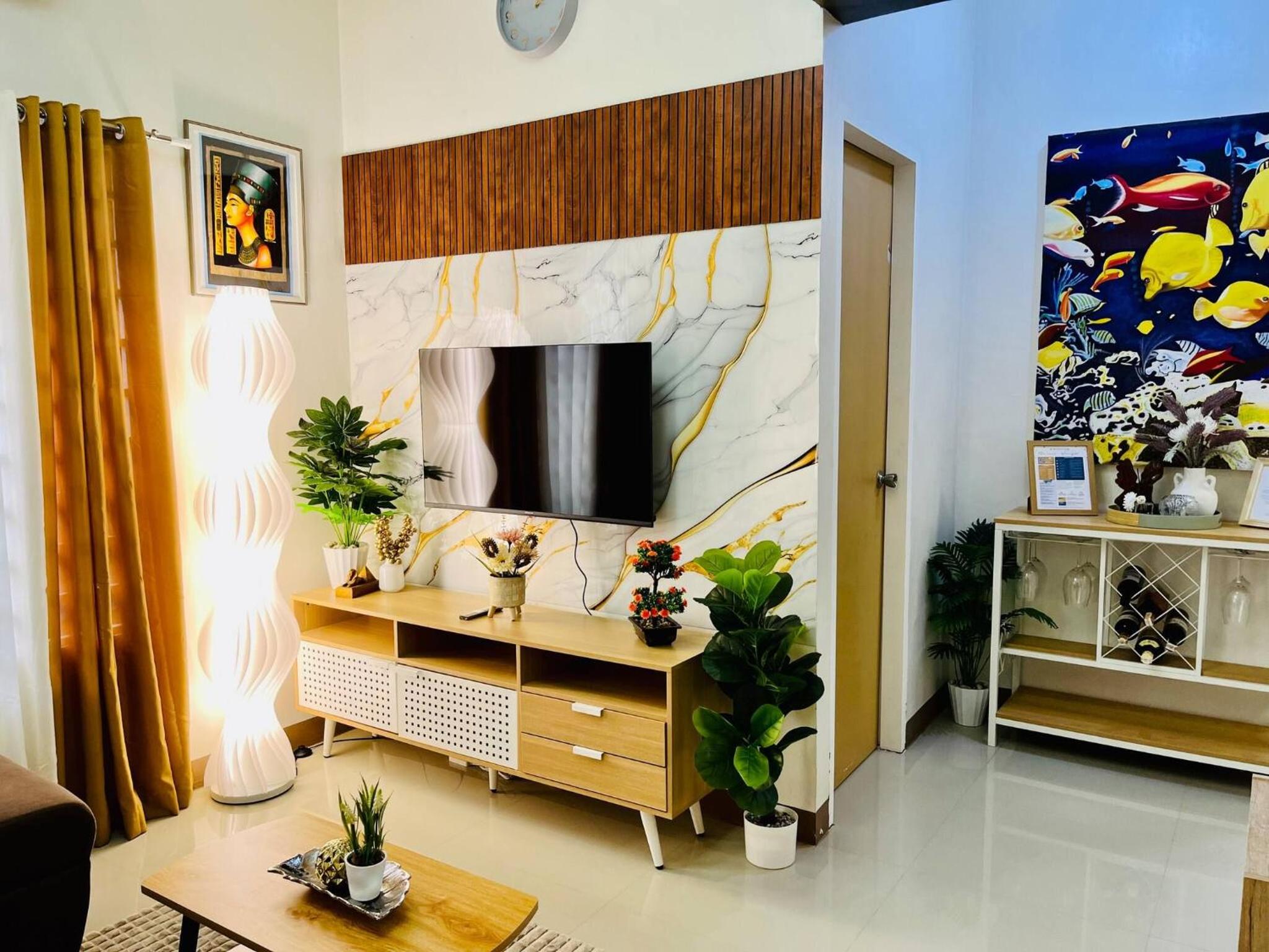 Bloomstone 2BR Family Suite in Gensan