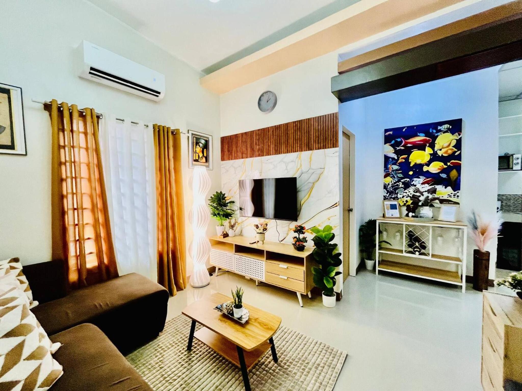 Bloomstone 2BR Family Suite in Gensan