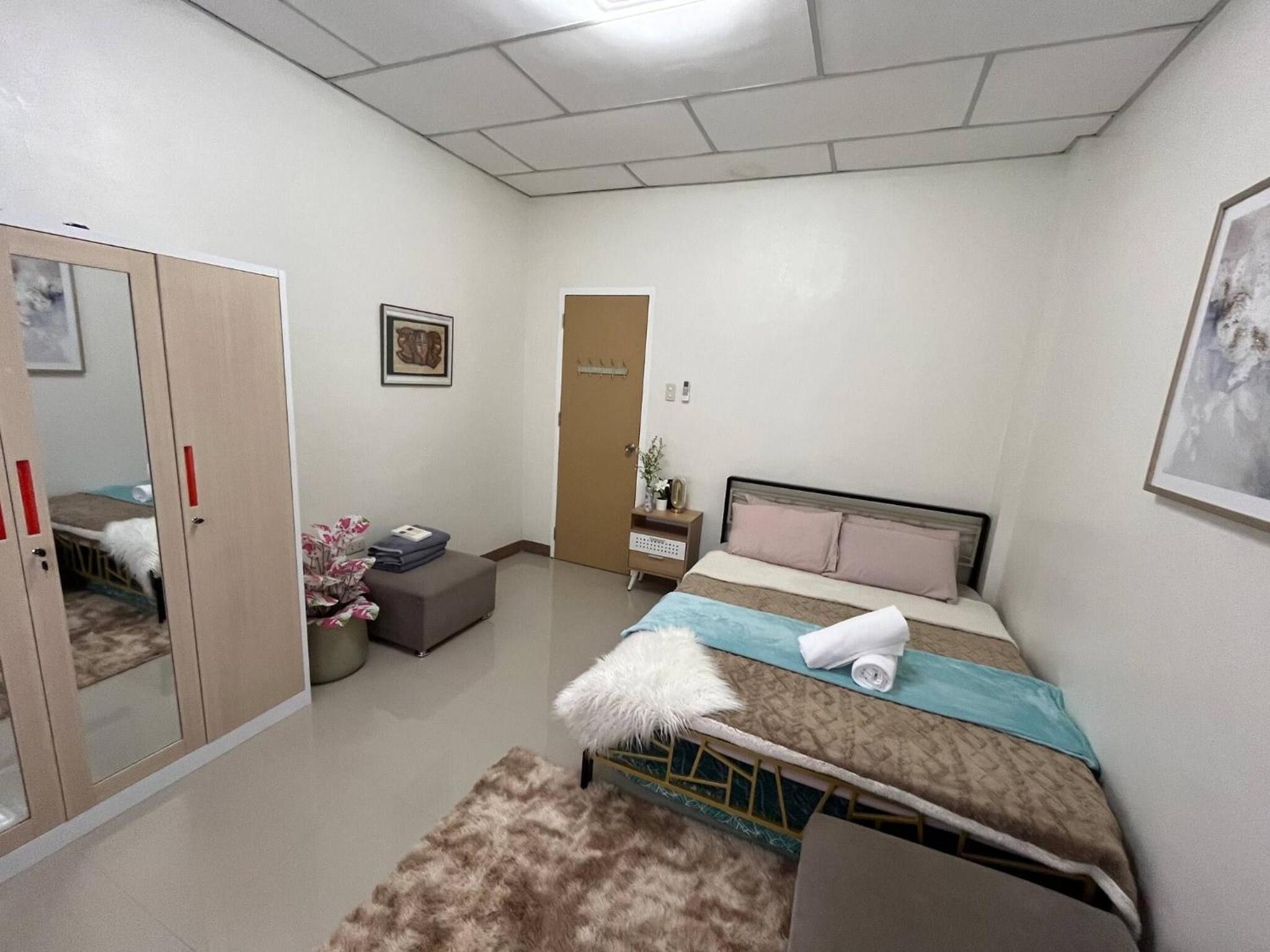 Bloomstone 2BR Family Suite in Gensan