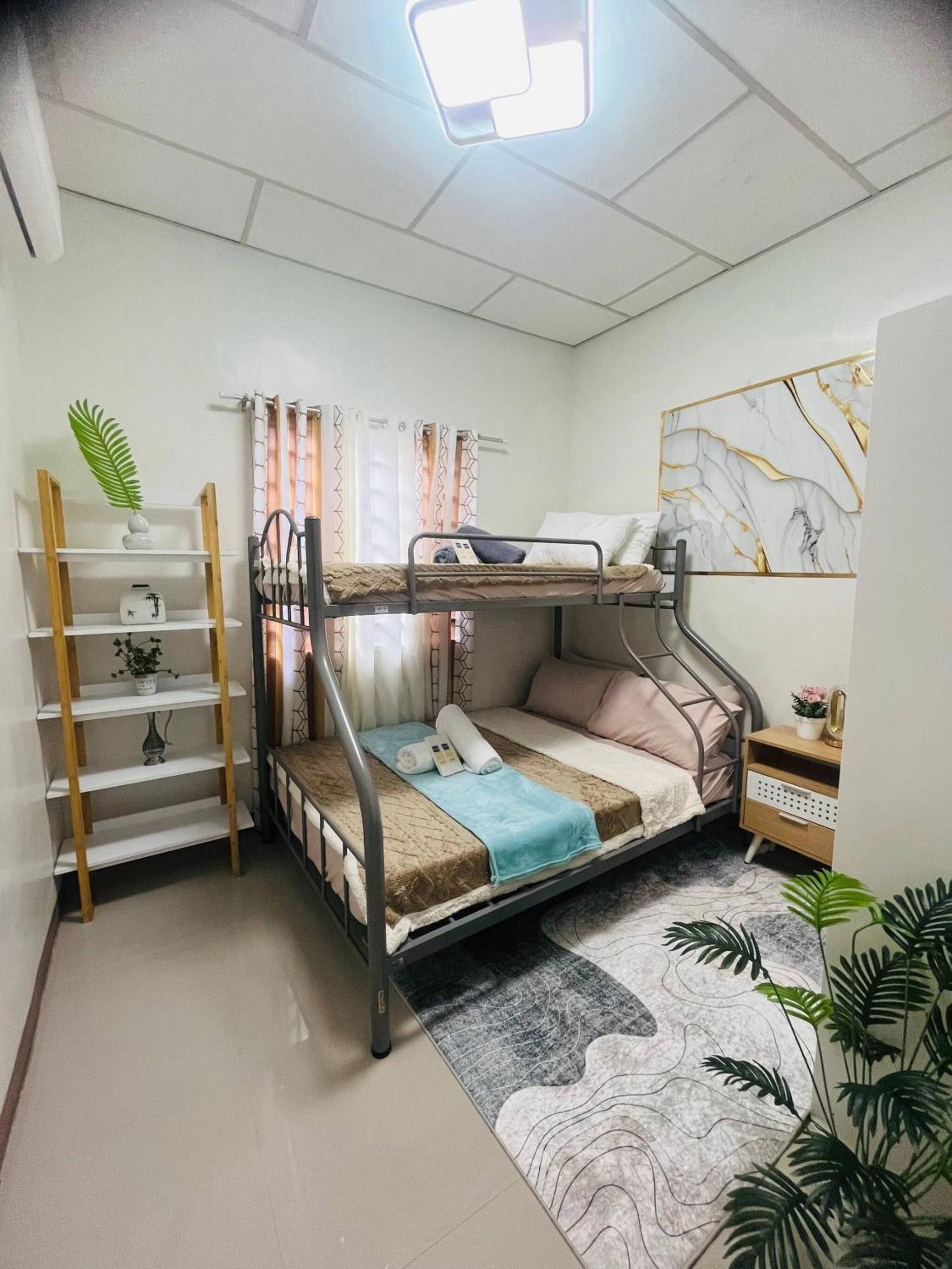 Bloomstone 2BR Family Suite in Gensan