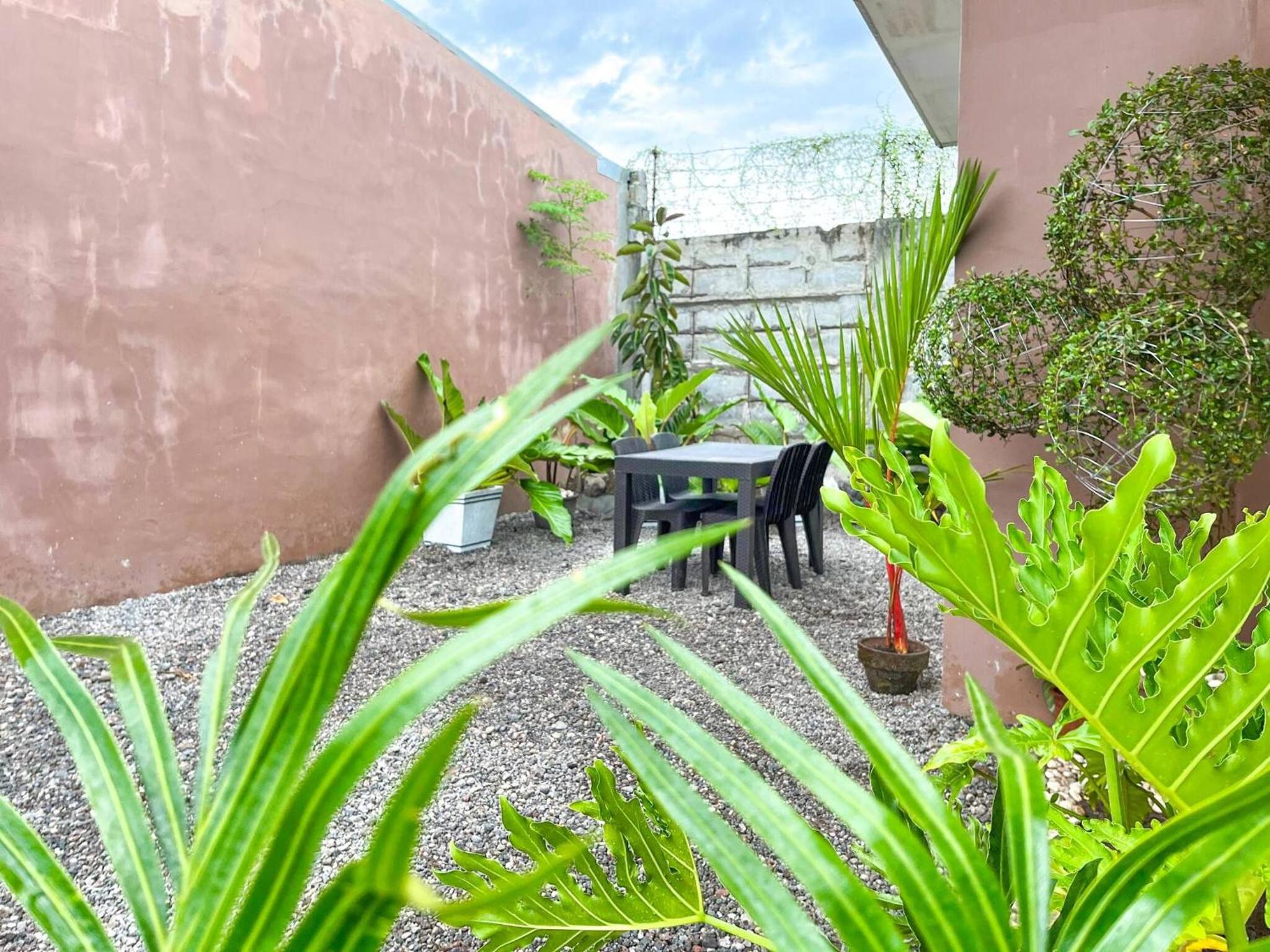 Bloomstone 2BR Family Suite in Gensan