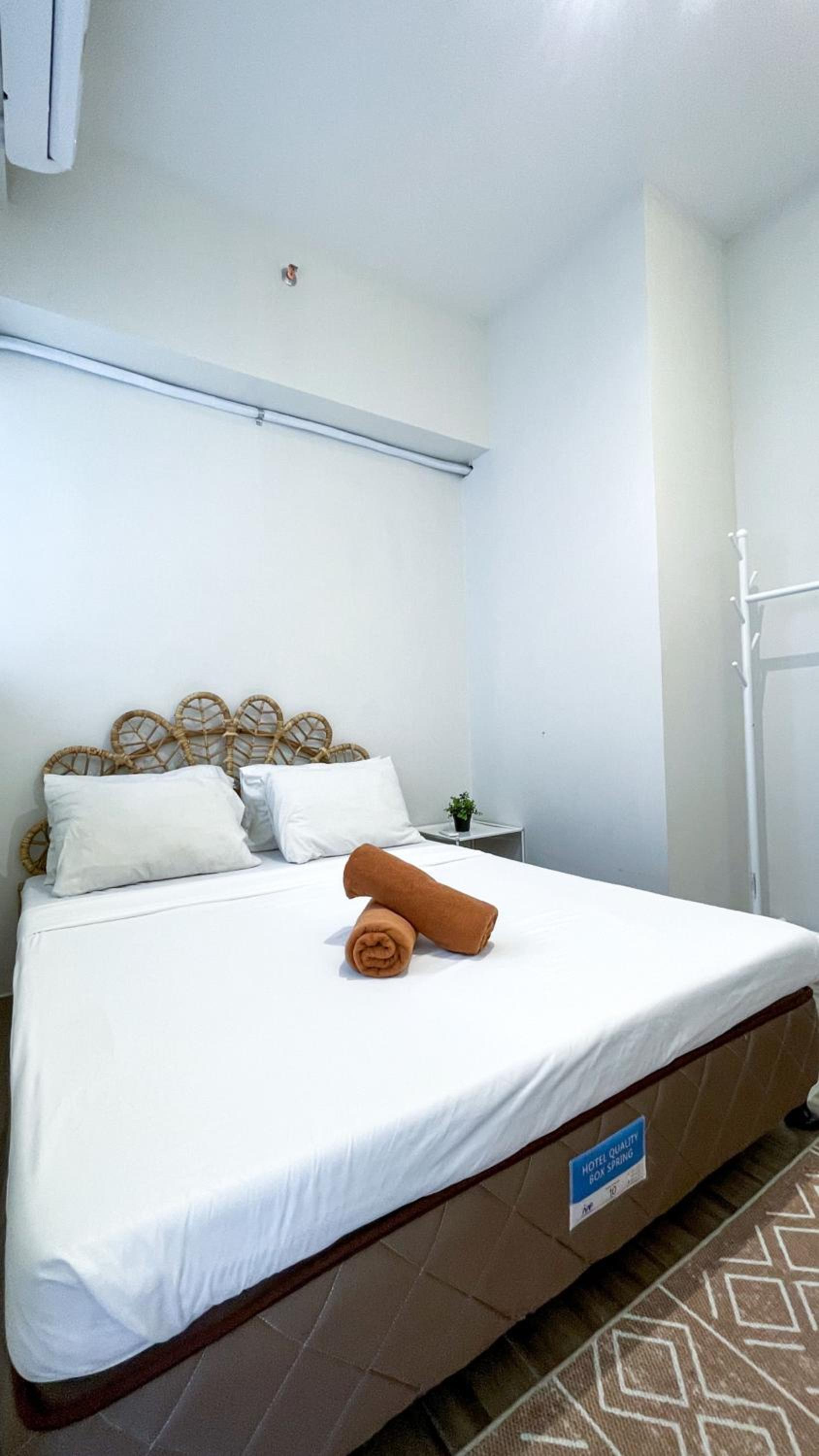 Spacious Studio Nook with Relaxing Vibe