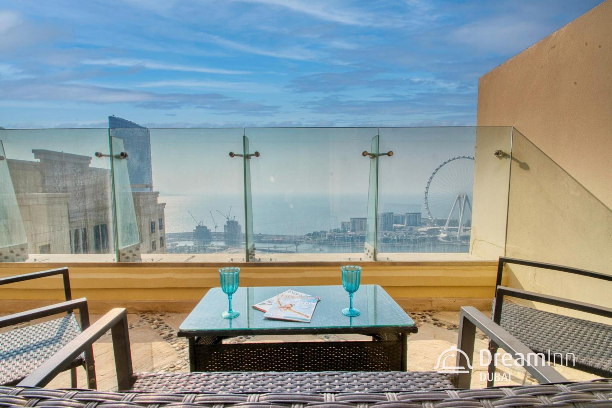 Dream Inn - Timeless Arabic-Inspired Penthouse with Private Pool and Sweeping Ain Dubai Views