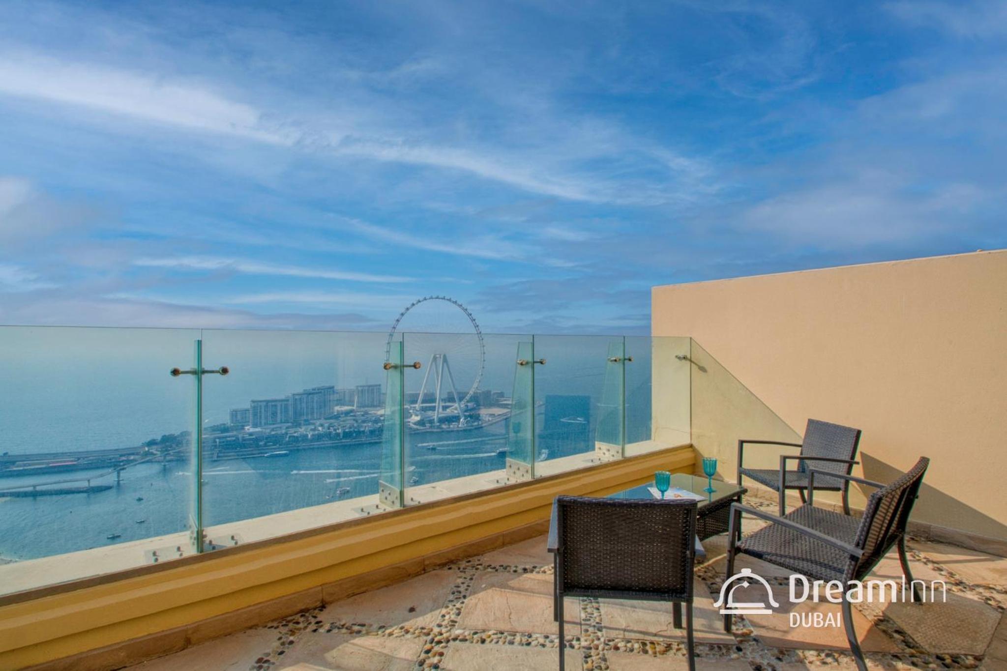 Dream Inn - Timeless Arabic-Inspired Penthouse with Private Pool and Sweeping Ain Dubai Views
