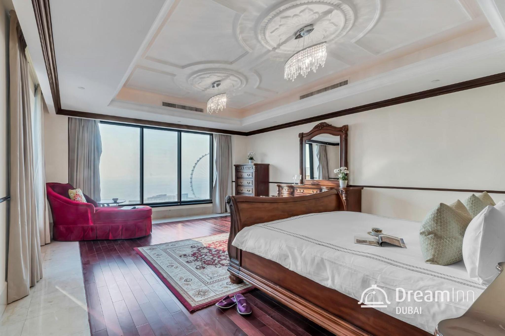 Dream Inn - Timeless Arabic-Inspired Penthouse with Private Pool and Sweeping Ain Dubai Views
