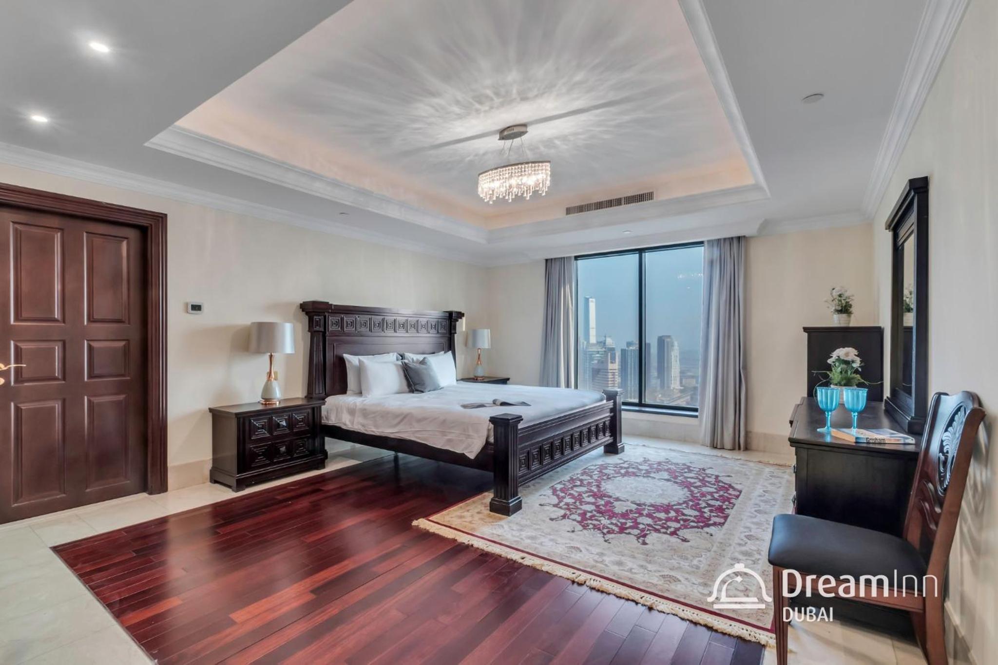 Dream Inn - Timeless Arabic-Inspired Penthouse with Private Pool and Sweeping Ain Dubai Views