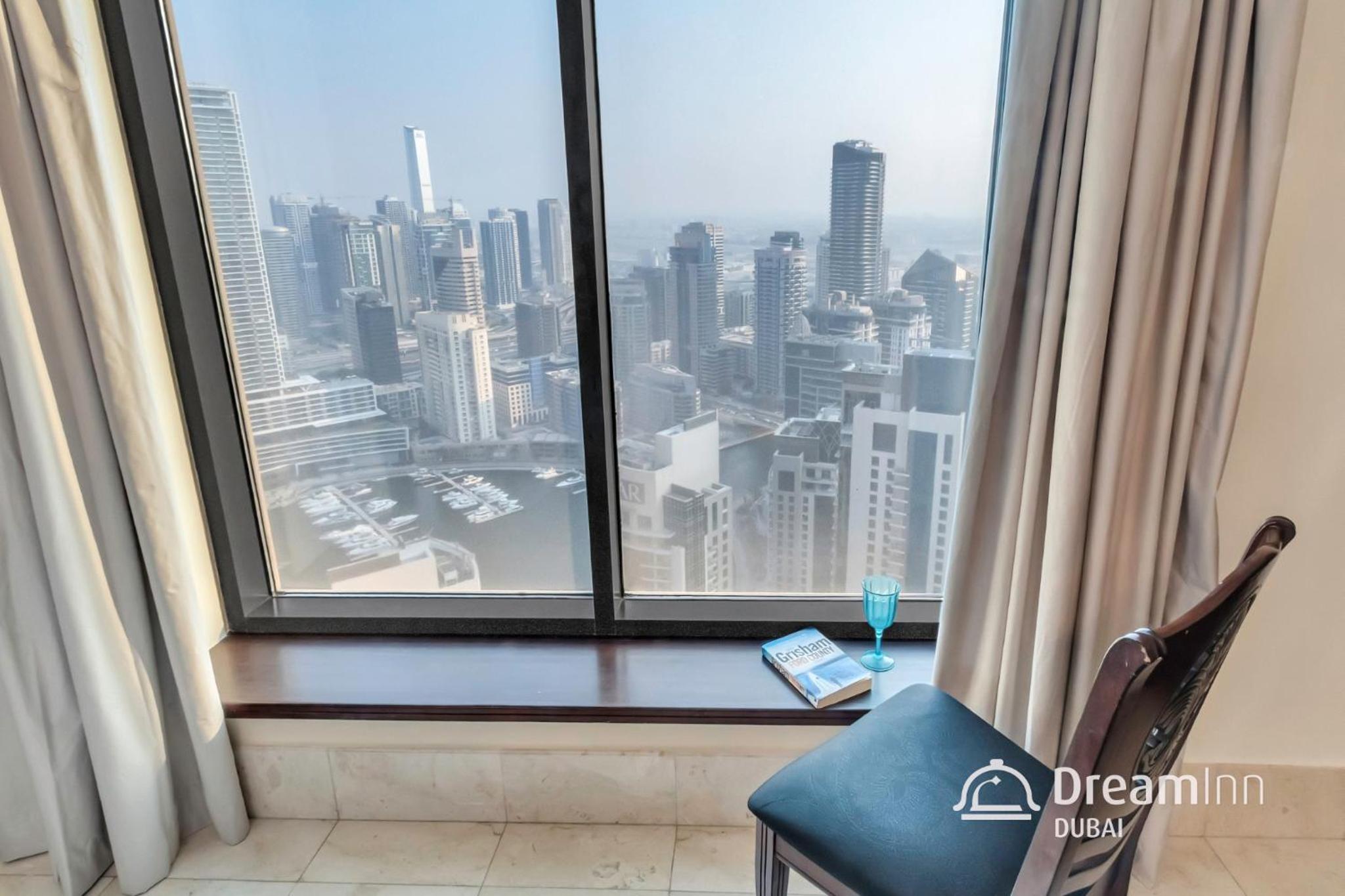 Dream Inn - Timeless Arabic-Inspired Penthouse with Private Pool and Sweeping Ain Dubai Views