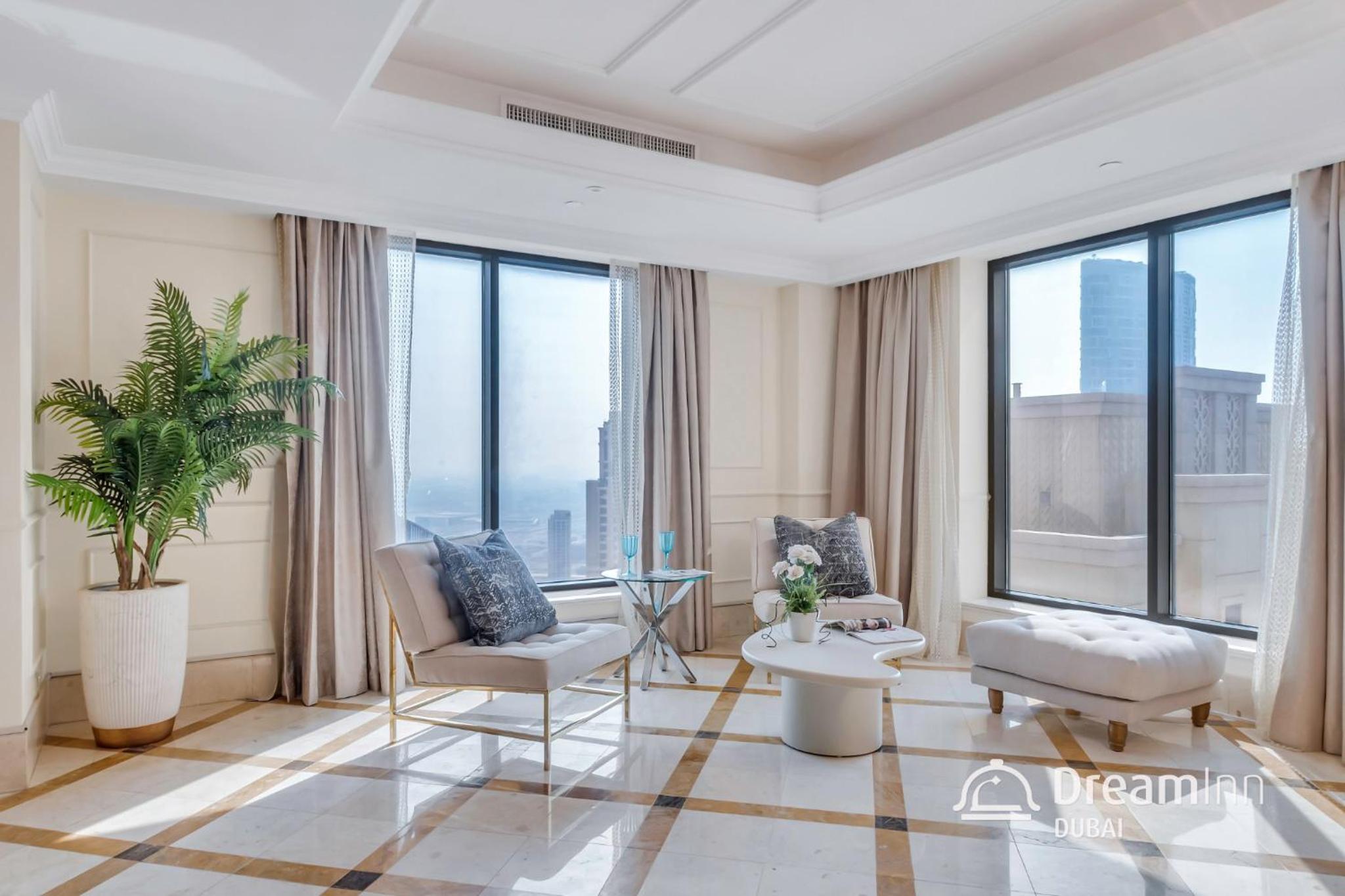 Dream Inn - Timeless Arabic-Inspired Penthouse with Private Pool and Sweeping Ain Dubai Views
