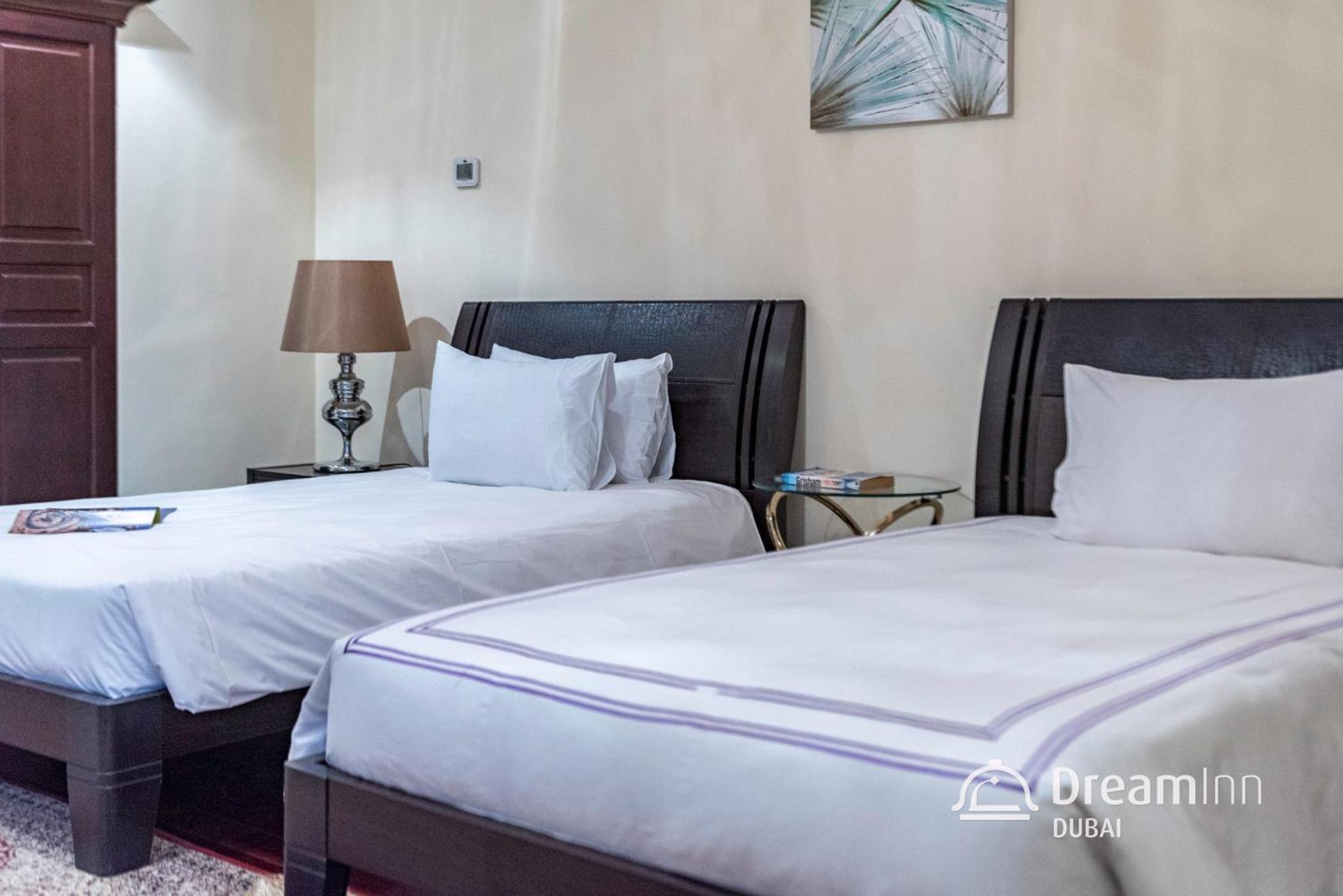 Dream Inn - Timeless Arabic-Inspired Penthouse with Private Pool and Sweeping Ain Dubai Views