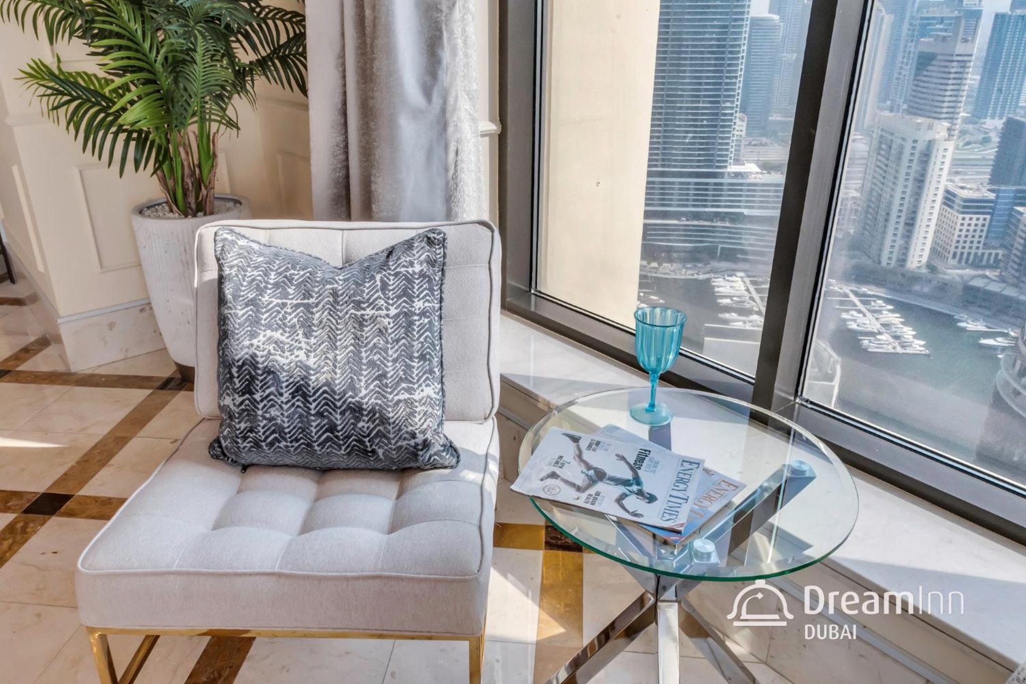 Dream Inn - Timeless Arabic-Inspired Penthouse with Private Pool and Sweeping Ain Dubai Views