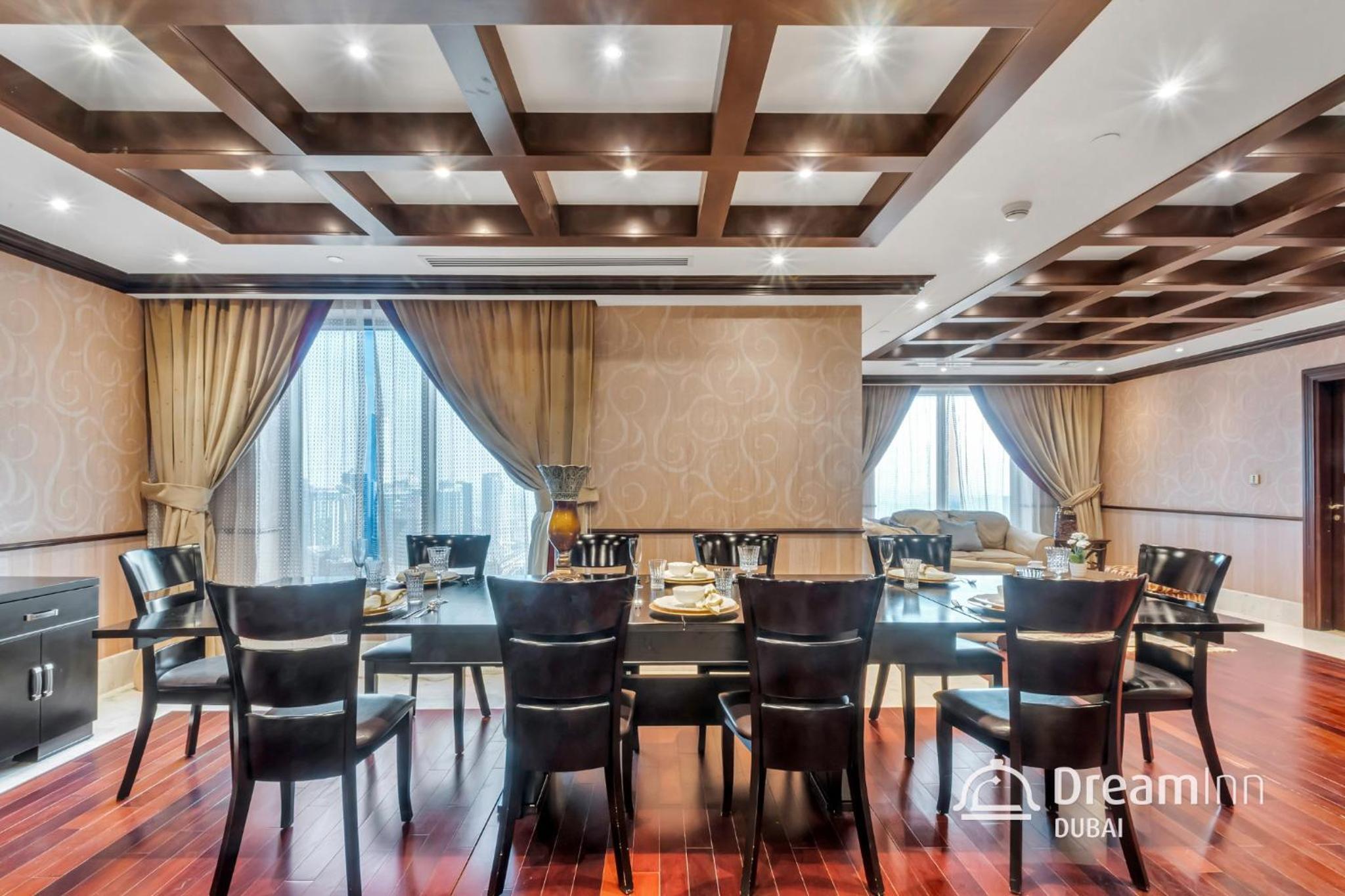Dream Inn - Timeless Arabic-Inspired Penthouse with Private Pool and Sweeping Ain Dubai Views