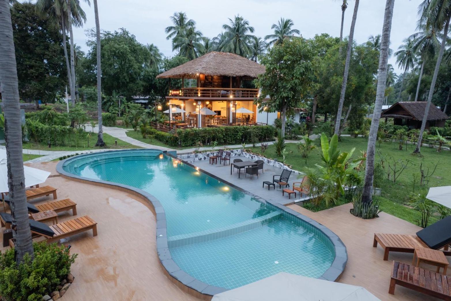 COCO Canopy Boutique Resort