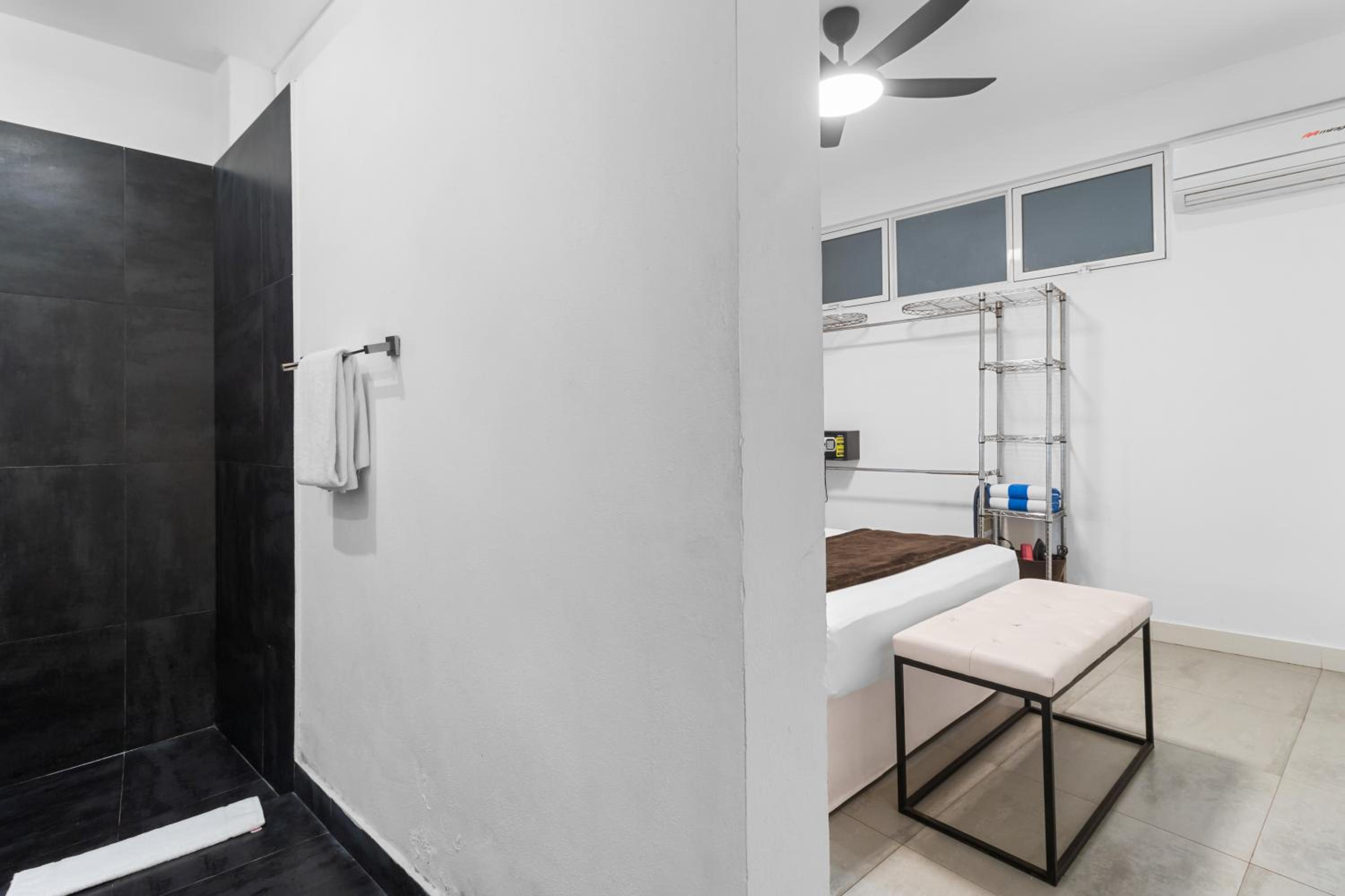 Stylish Apartment Near
