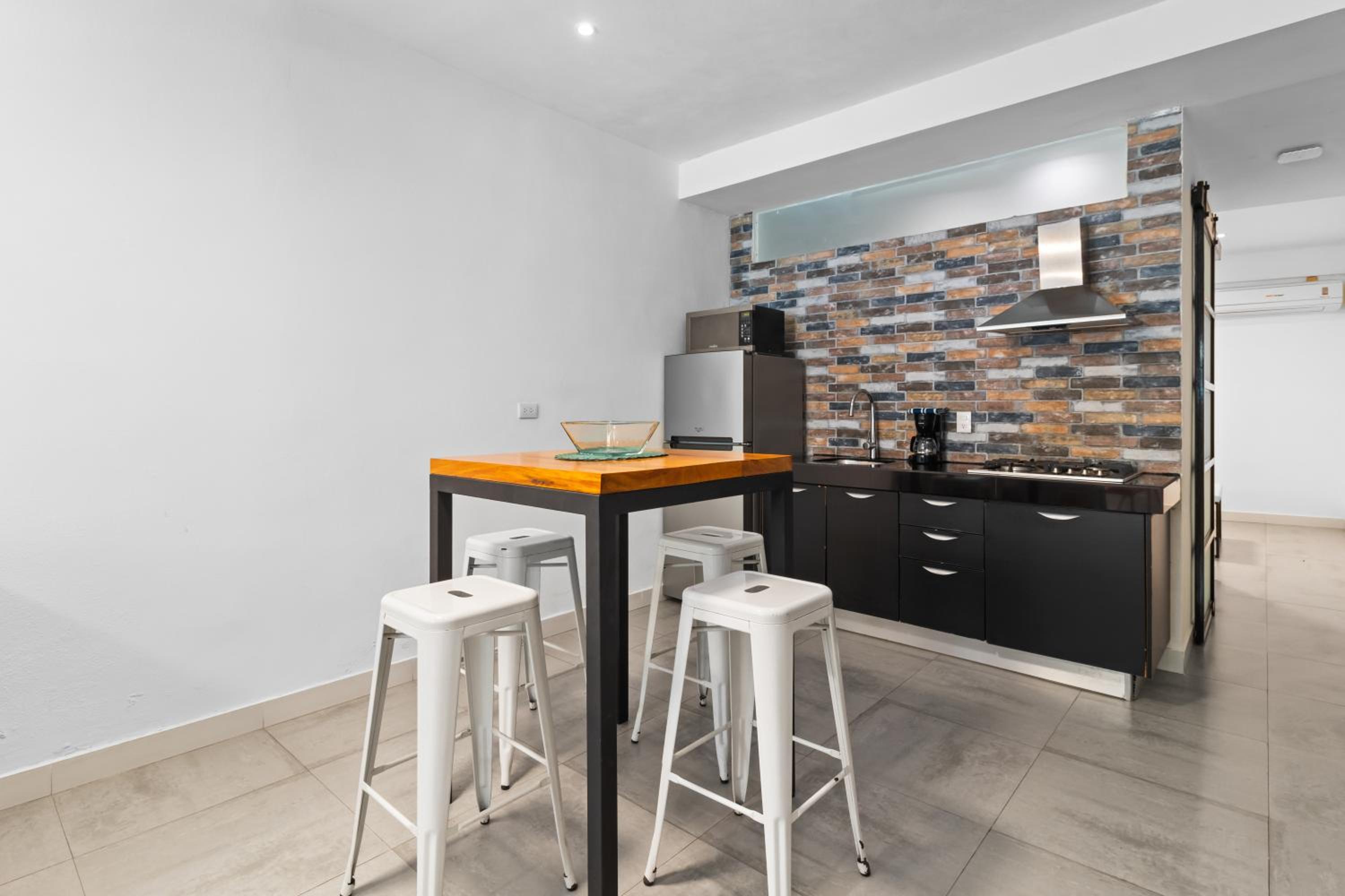 Stylish Apartment Near