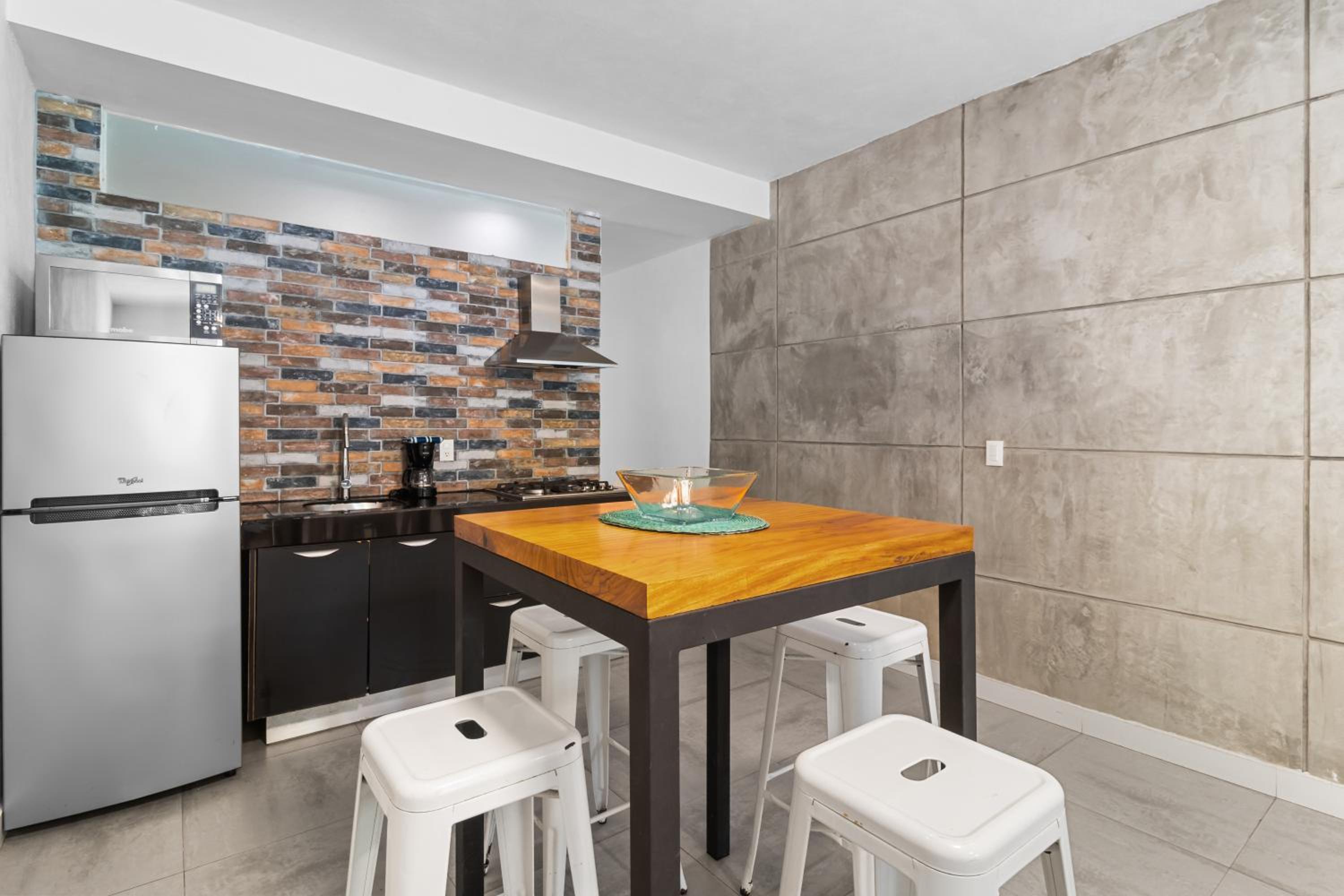 Stylish Apartment Near
