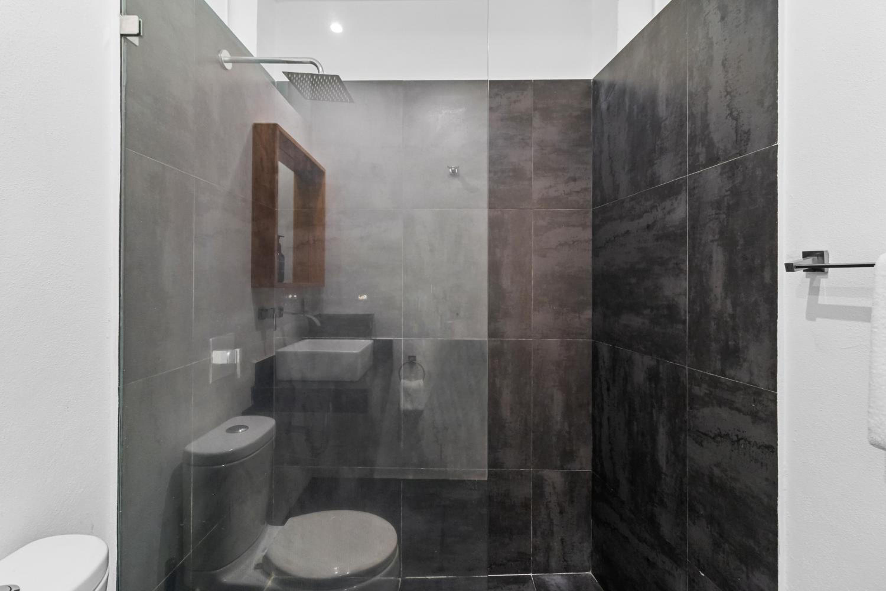 Stylish Apartment Near
