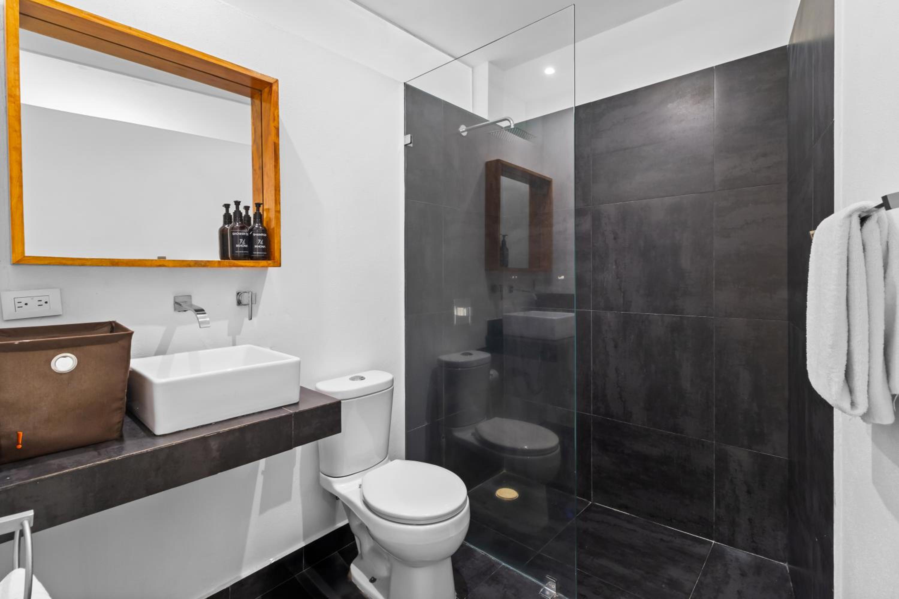 Stylish Apartment Near