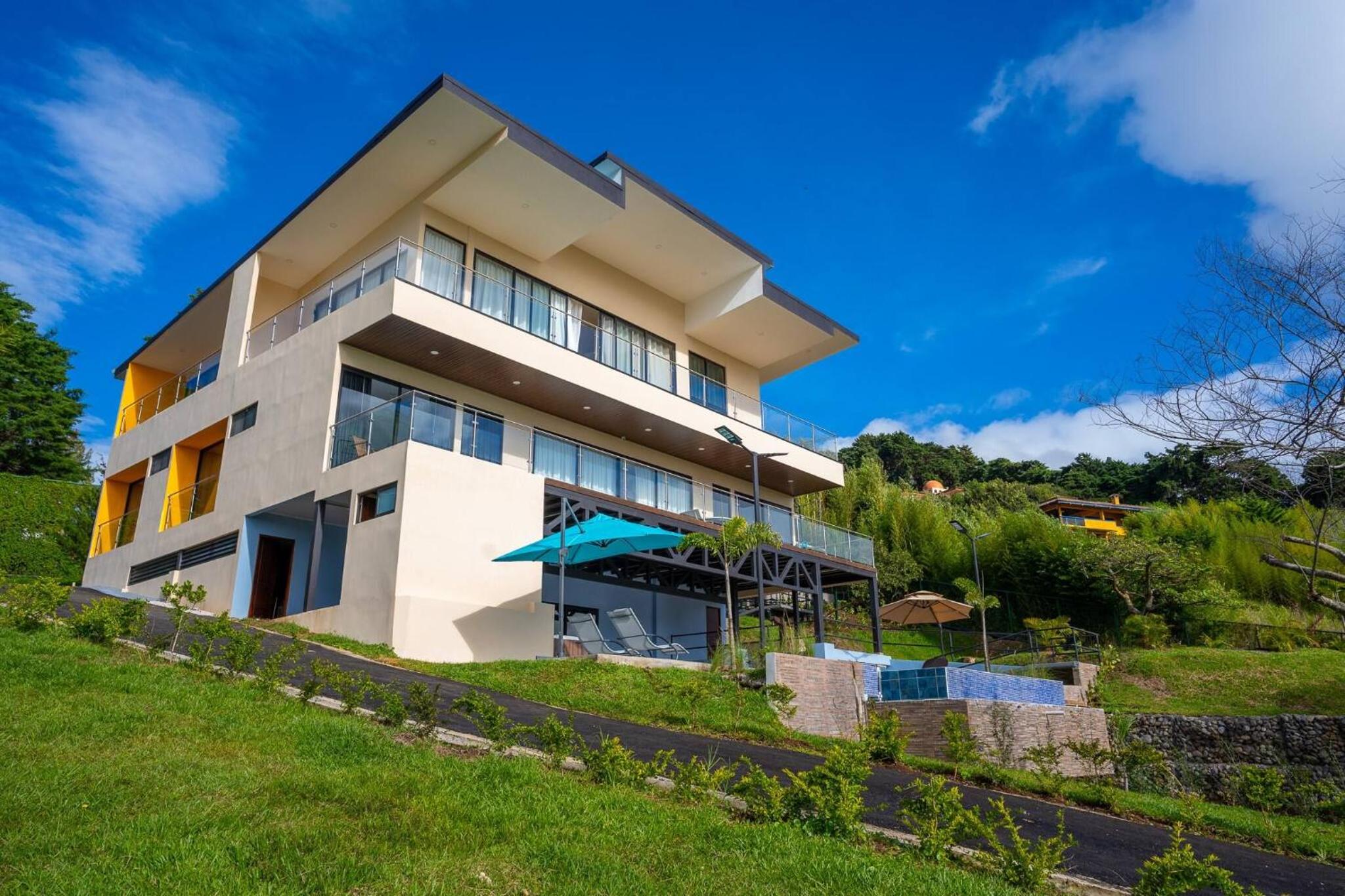 La Parada House 25