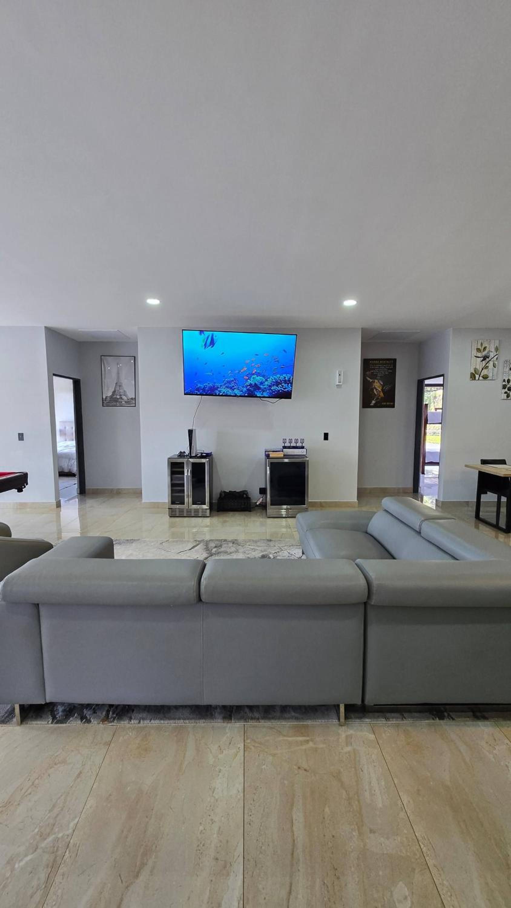 La Parada House 25
