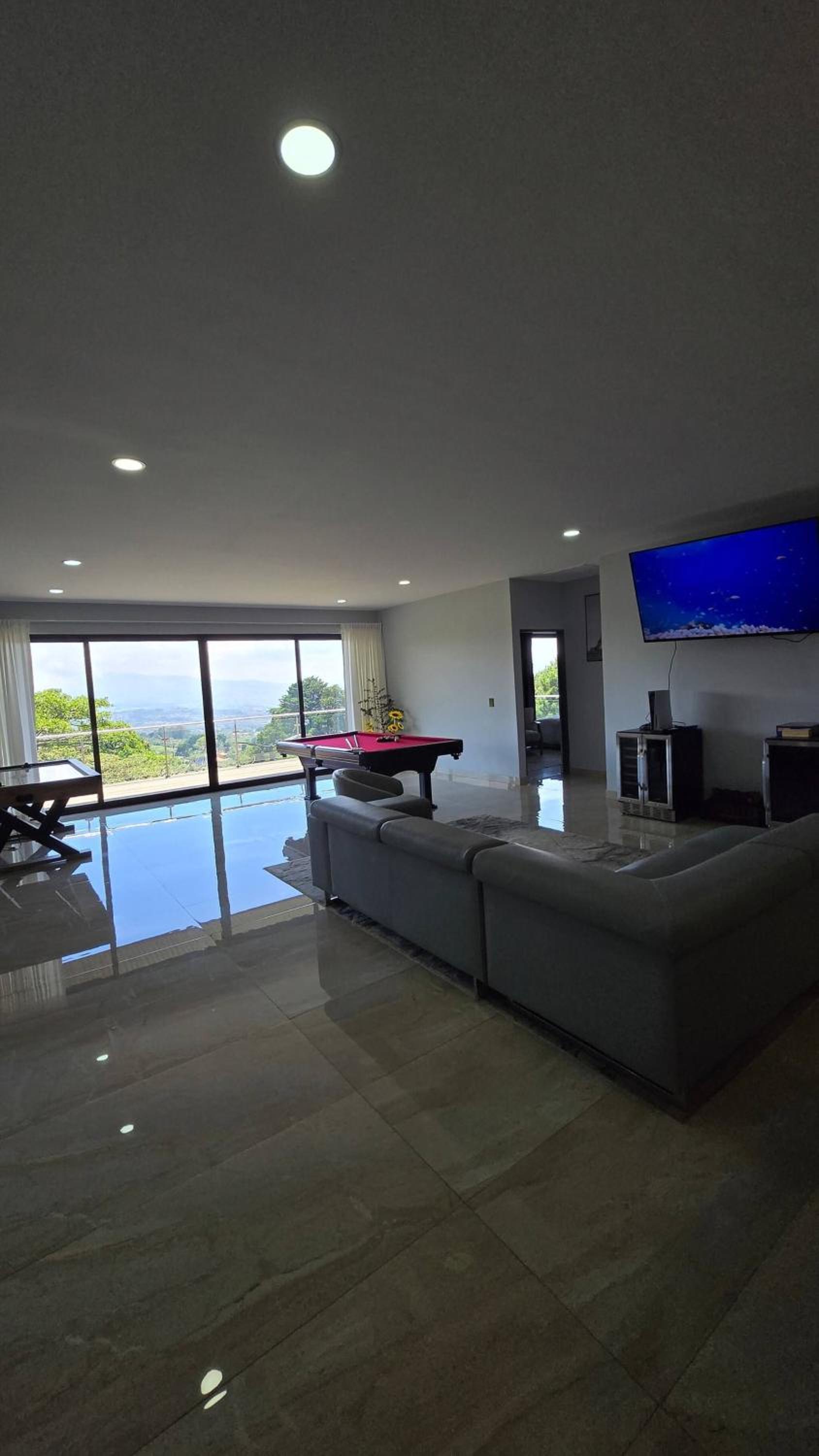 La Parada House 25